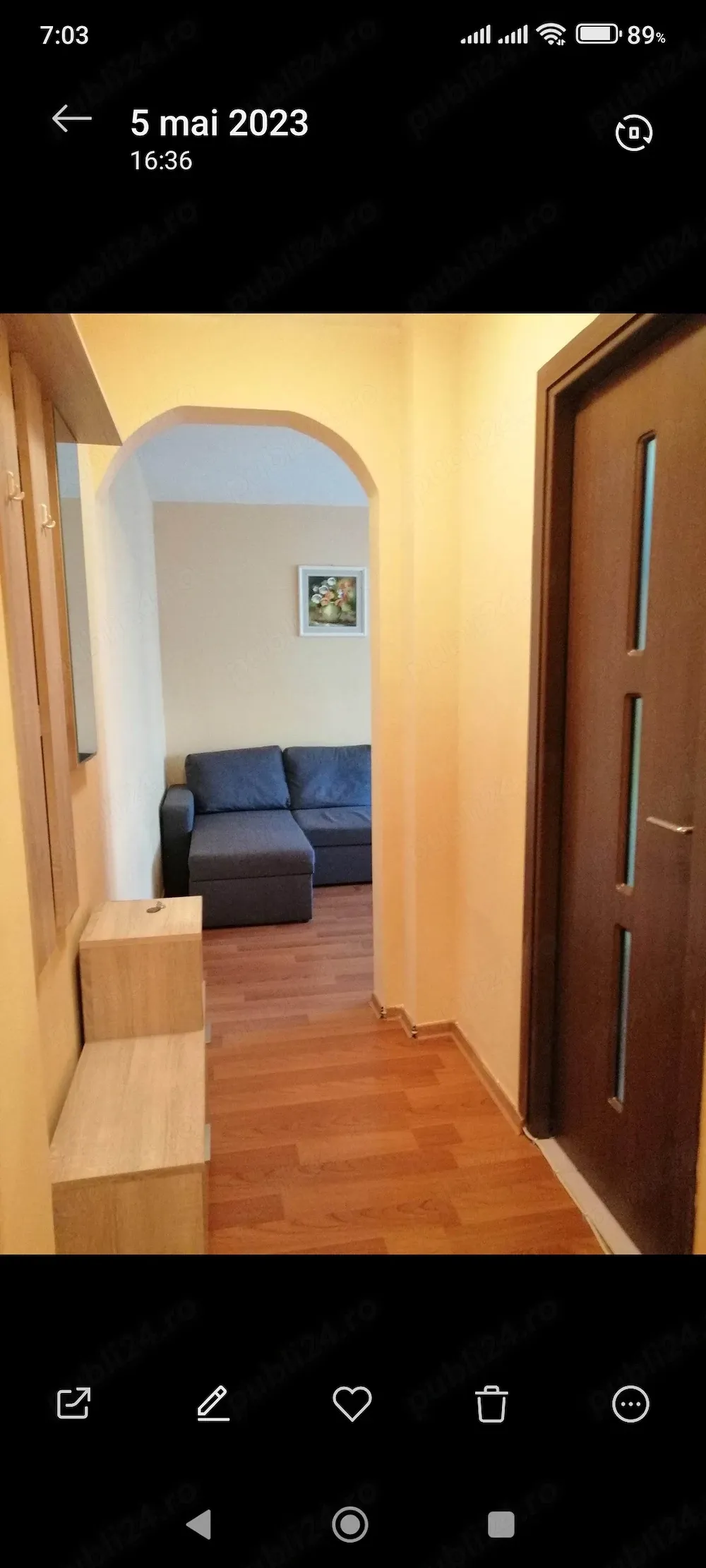 Închiriez apartament cu 2 camere