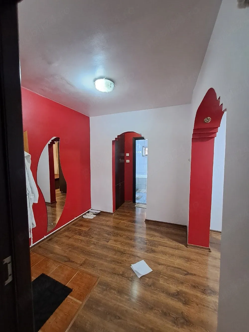 Vand apartament 2 camere. - imagine 1