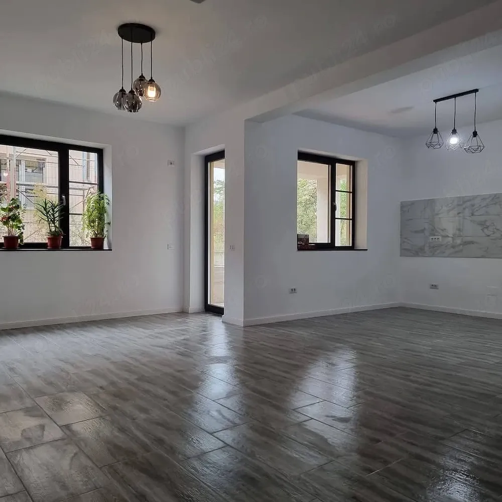Casa Duplex de vanzare - imagine 1