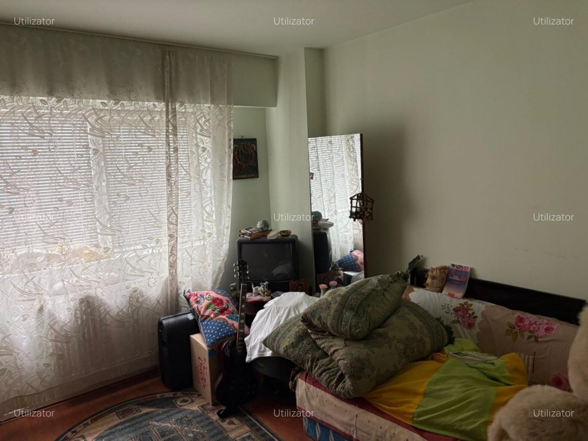 Apartament 4 Camere Decomandat – Zonă Centrală, Bd. Unirii