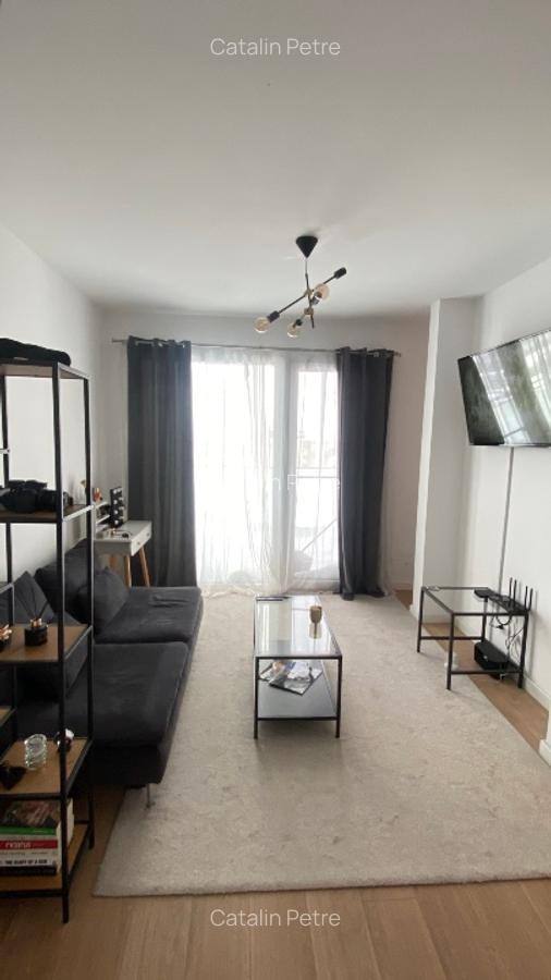 De vanzare Studio - 8 min distanta metrou - Direct Propietar