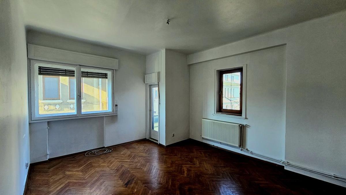 Apartament 1 camera in bloc interbelic langa Palatul Cotroceni