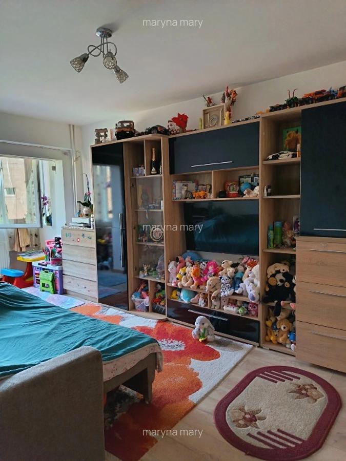 Apartament de vânzare - imagine 1