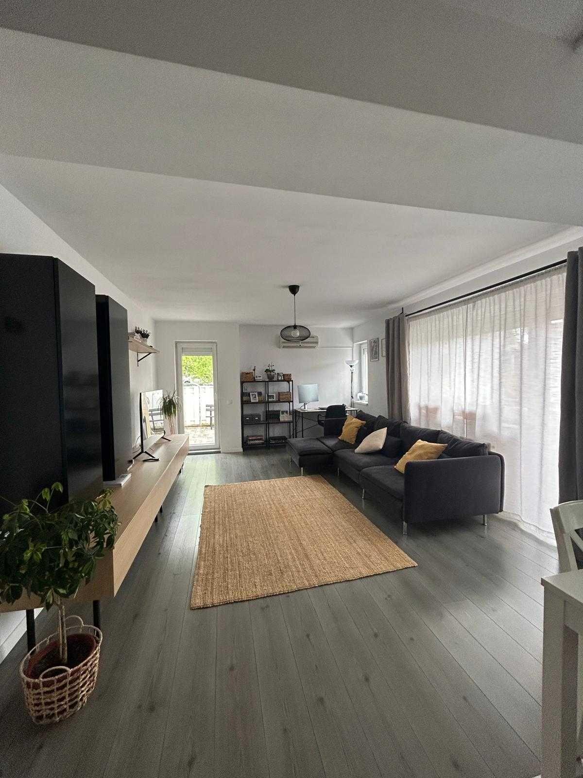 Apartament 3 Camere, boxa, garaj, gradina Apahida