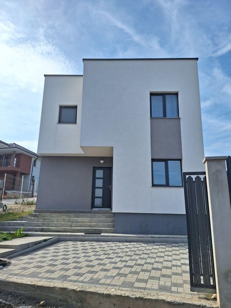 Casa individuala finisată cu CF în Dezmir
