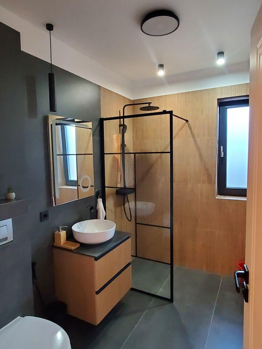 PERSOANĂ FIZICĂ  închiriez apartament 2 camere cu parcare subteranare