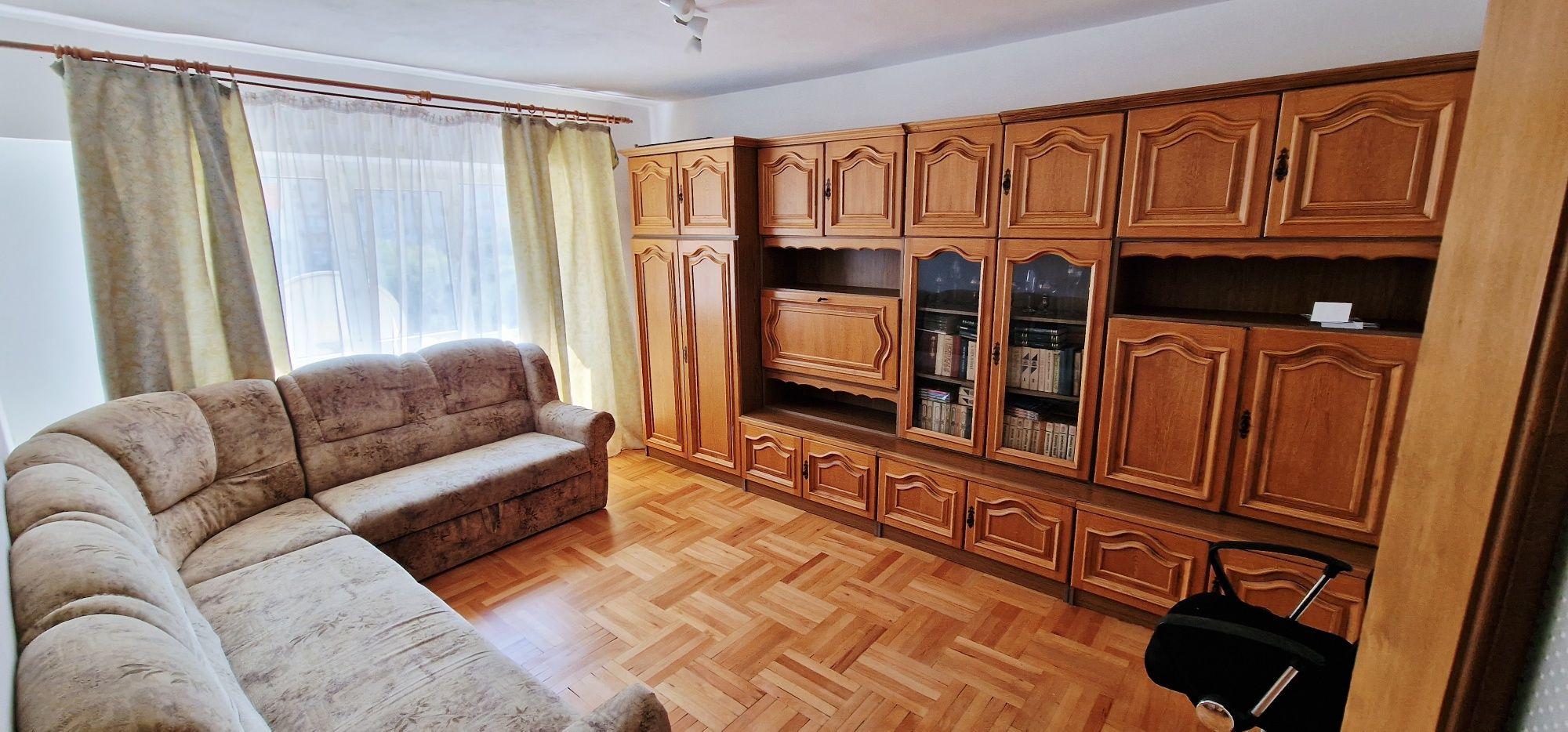 Apartament 2 camere Decomandate