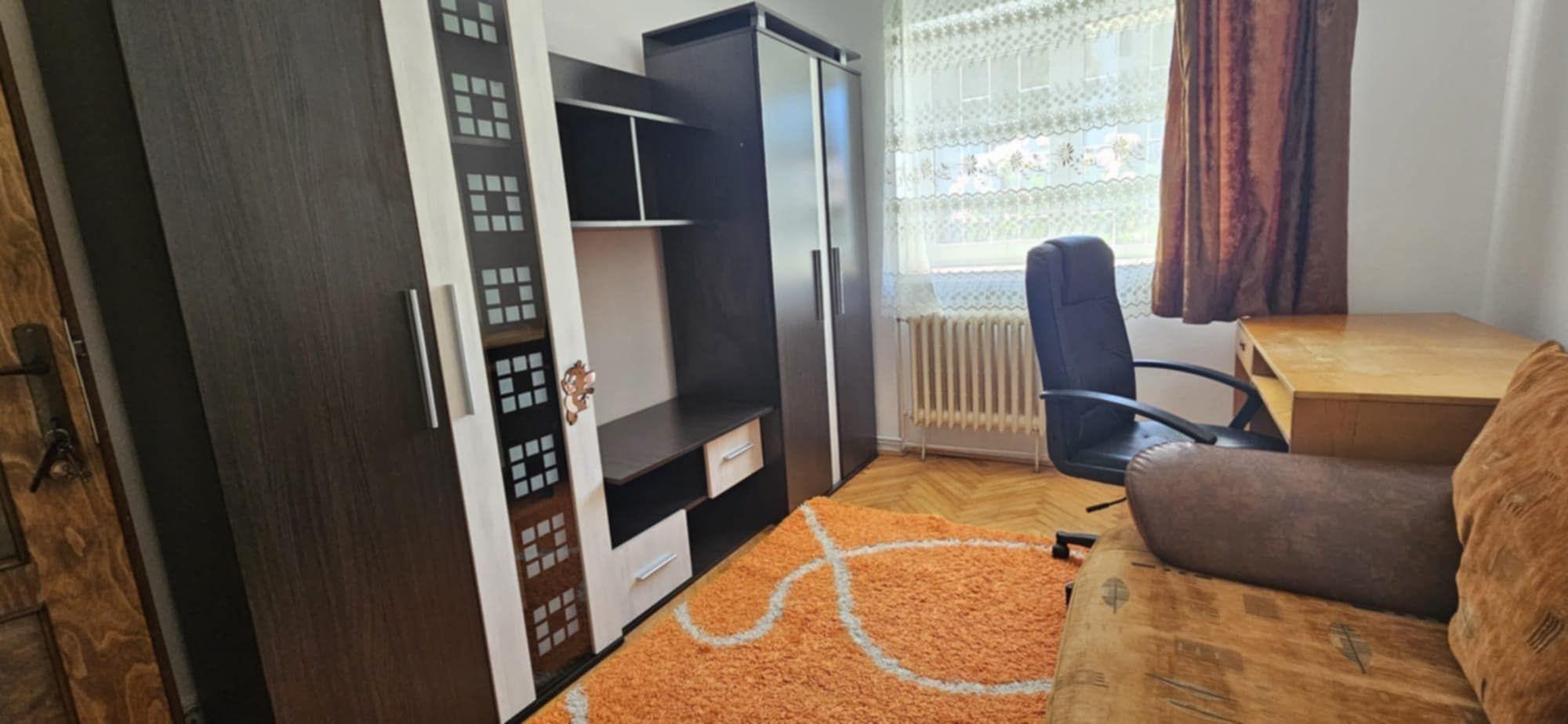 IInchiriez apartament 3 camere Zorilor