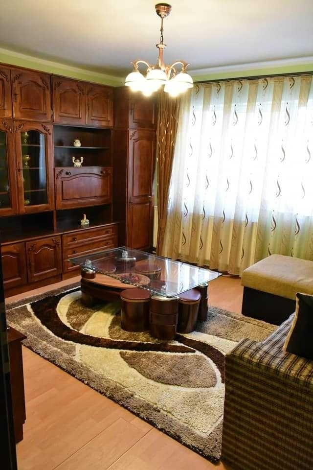Inchiriez apartament 4 camere Manastur Big Mehedinti D14
