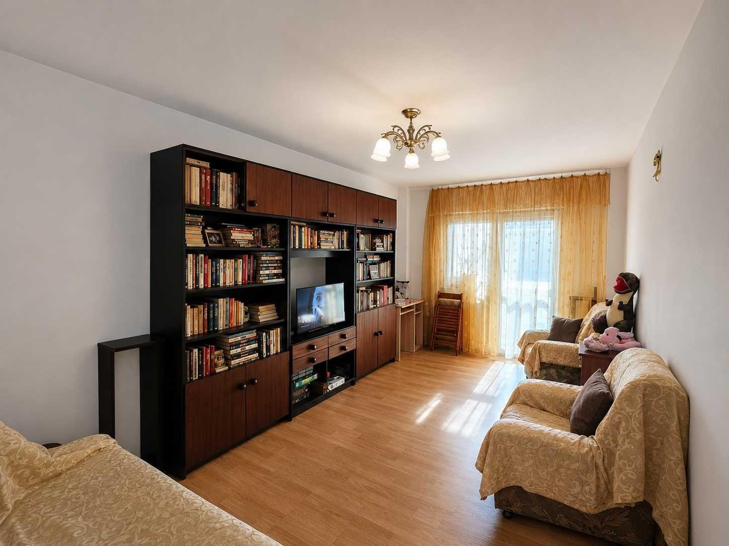 Vanzare apartament 3 camere decomandat in Racadau, Brasov - imagine 1