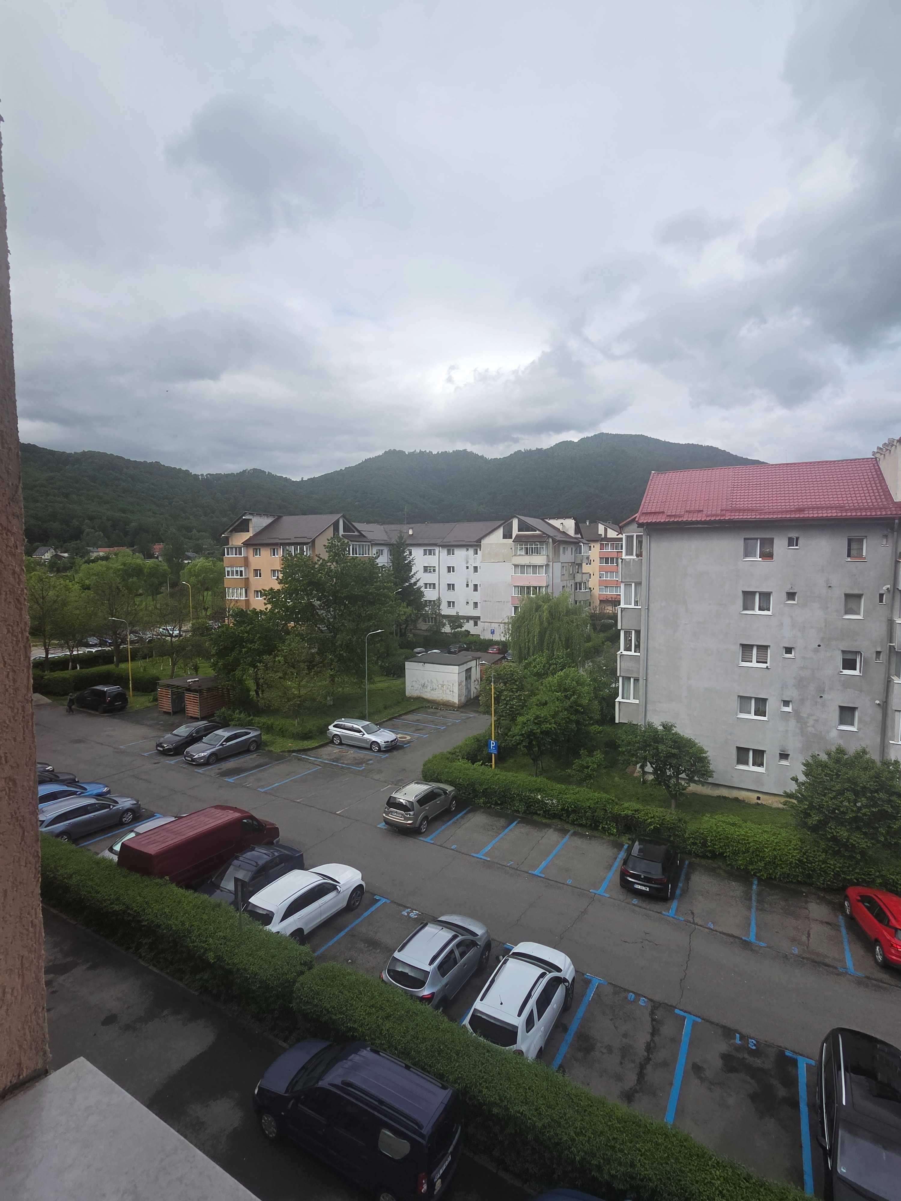 Proprietar Vand Apartament spatios cartier Noua Brasov - imagine 1