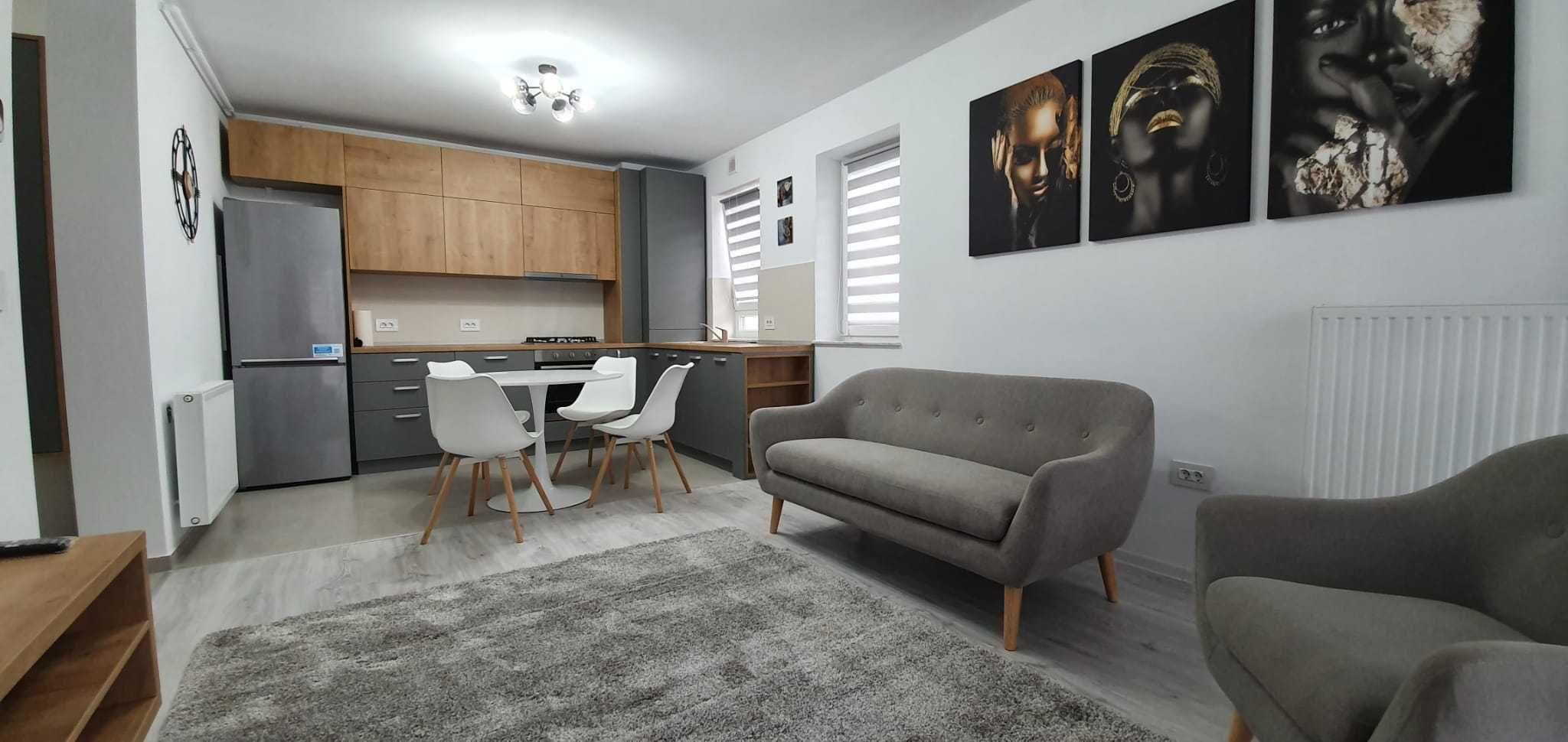 Inchiriez apartament 2 camere (studio) - in Coresi Avantgarden Kasper