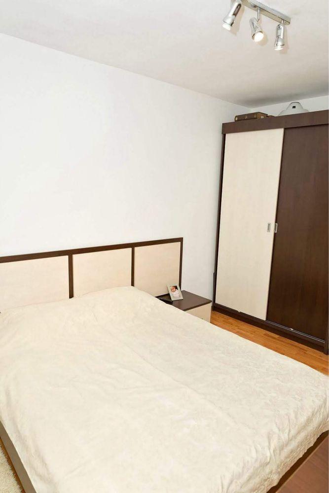 Vand apartament tip M ,2 camere, etaj 3