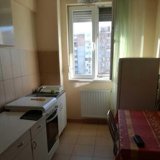 Dau in chirie apartament  cu 2 camere in Nufarul Oradea