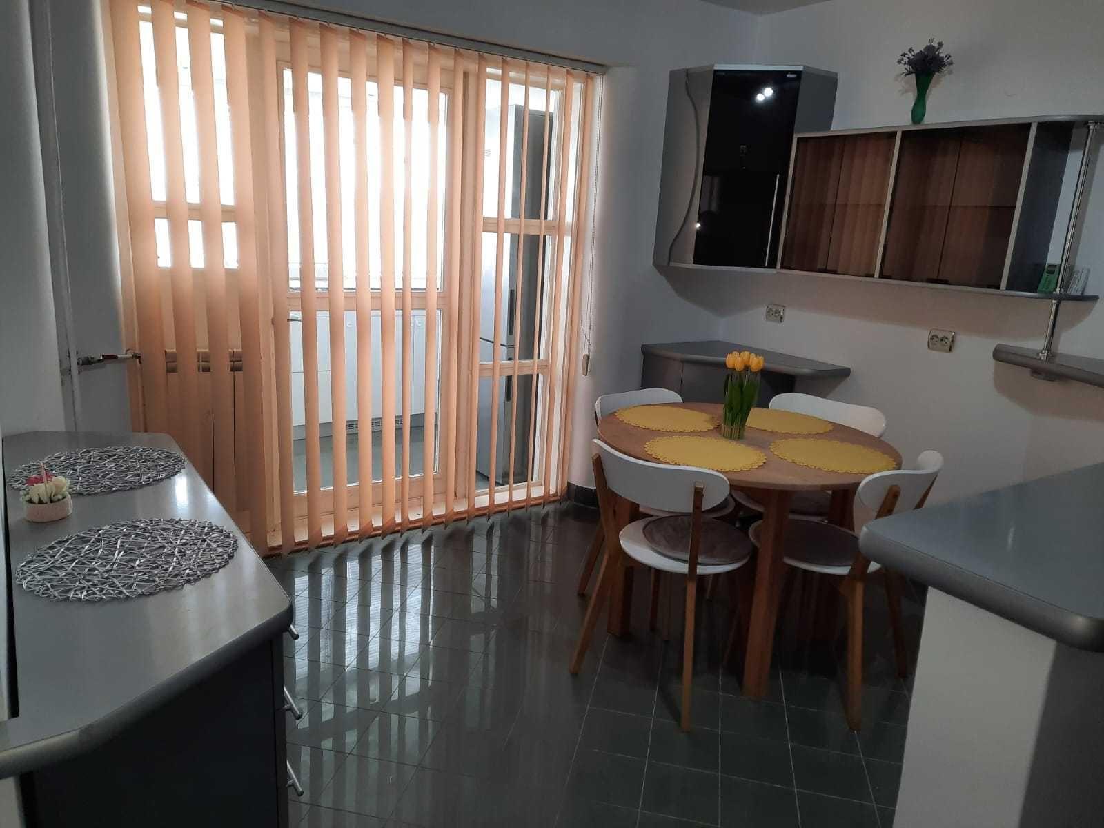 Apartament cu 2 dormitoare în Nufărul, vis a vis de Petrom
