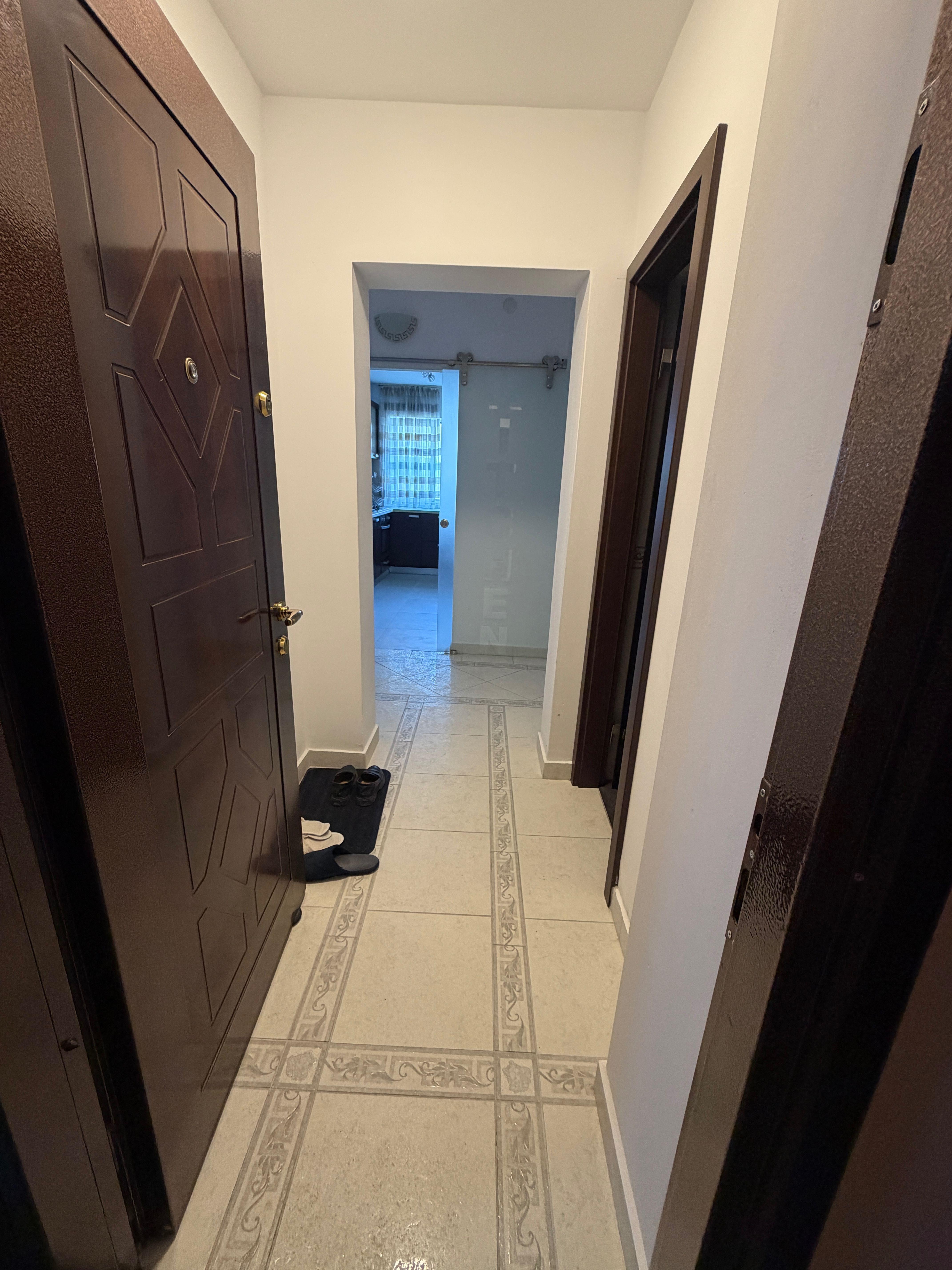 Vând Apartament - imagine 1