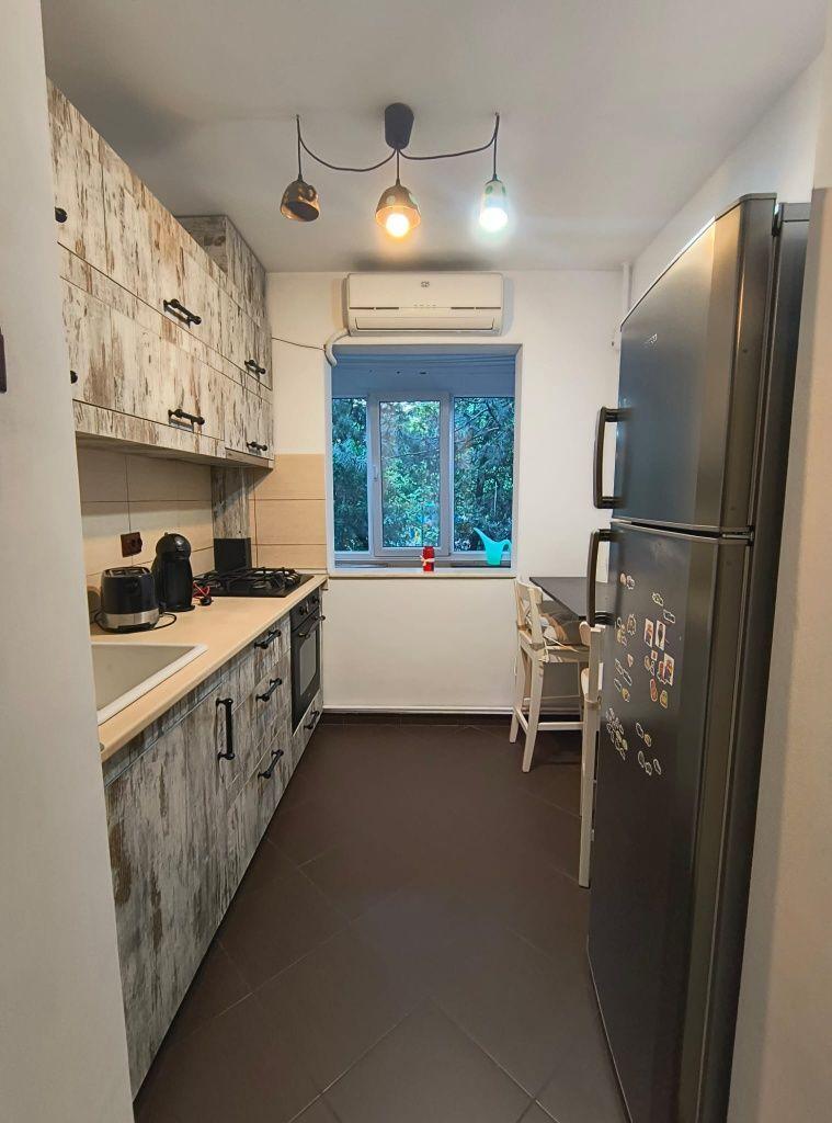 Apartament 2 camere, 2 min Metrou Constantin Brâncuși, parcare, mobilat