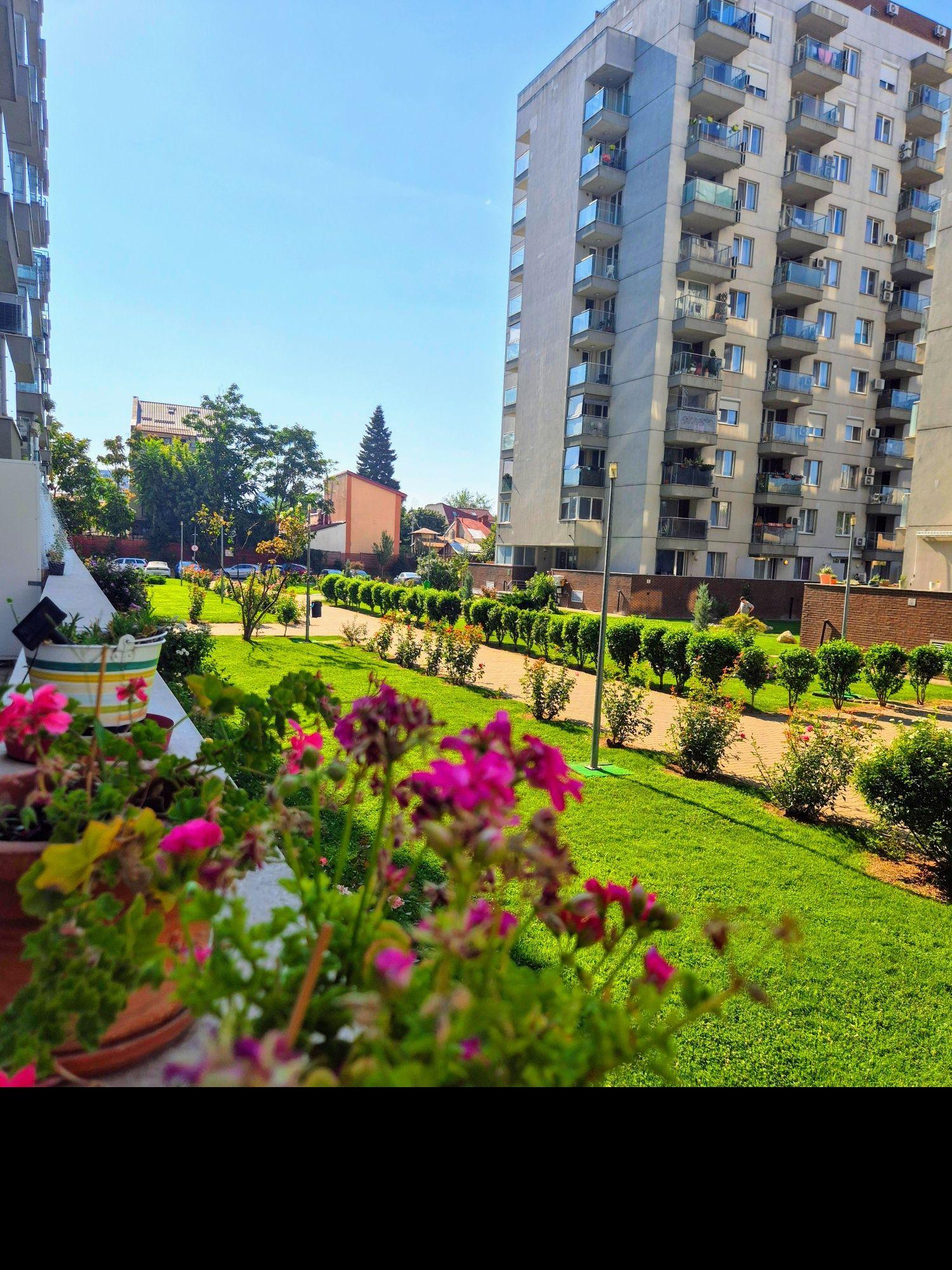 Apartament 3 camere (cu boxa) complex Rose Garden