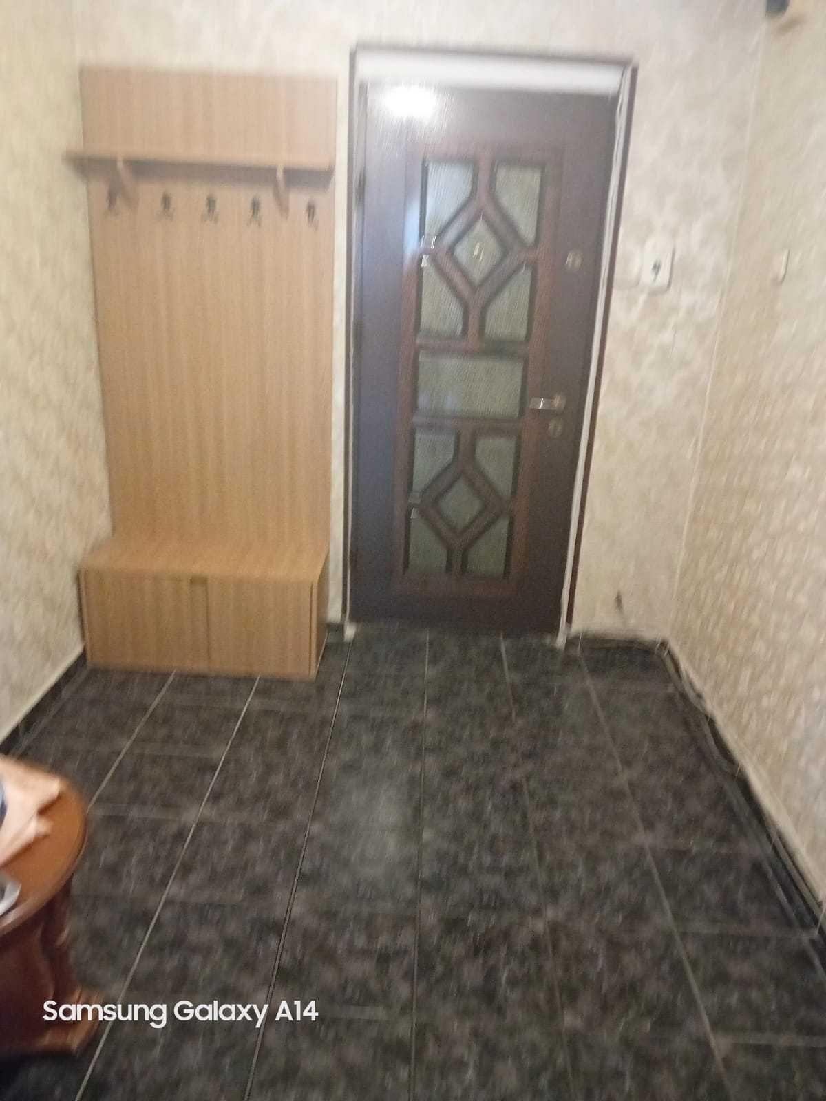 Vând apartament 2 camere,zona Titan circa 13 poliție.