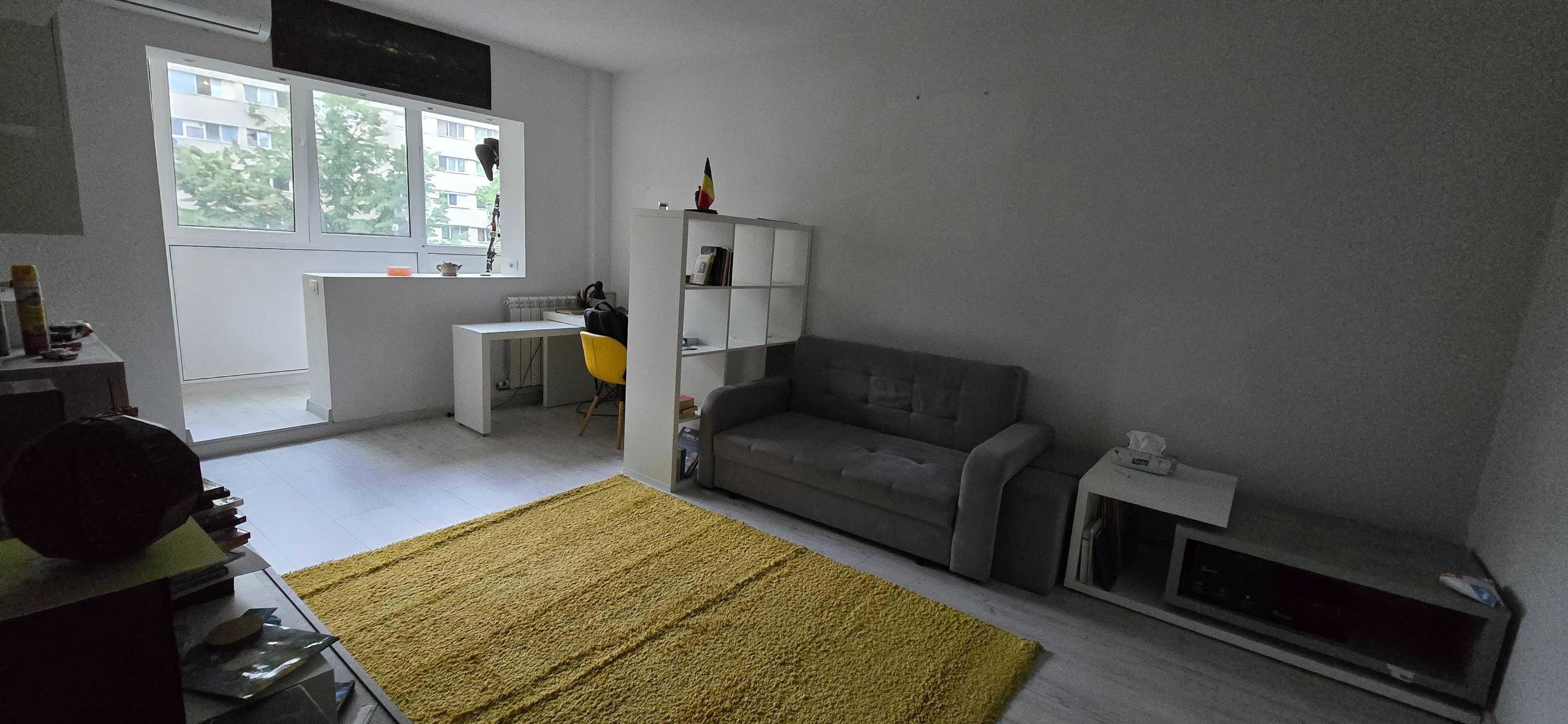 Apartament cu 3 Camere și 2 Băi – Potențial Excelent, Zona Baba Novac / Piața Muncii