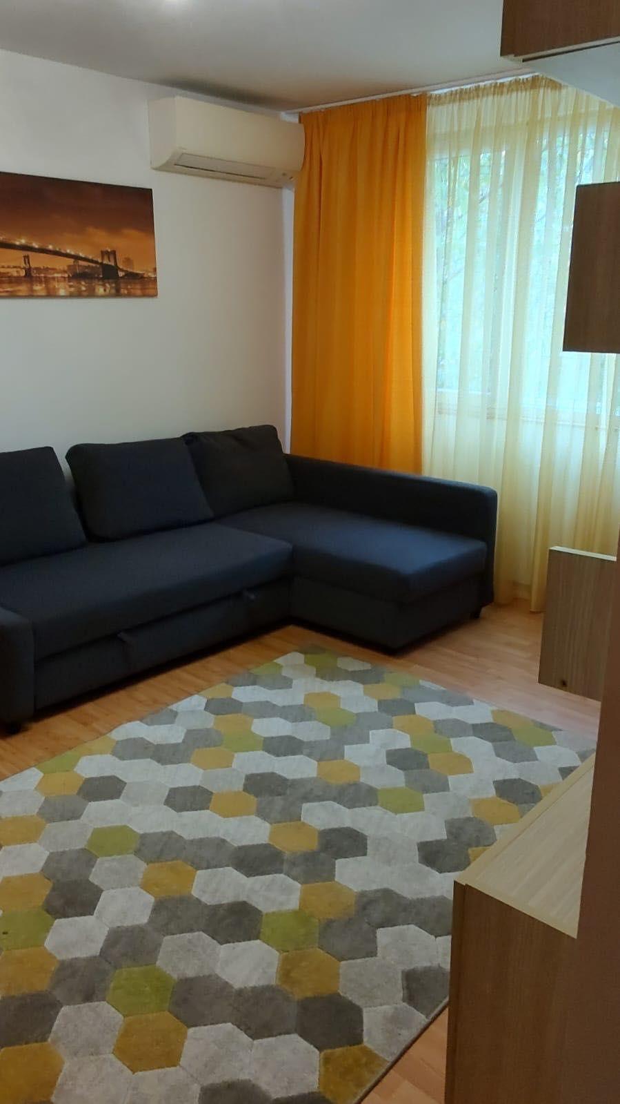 Închiriere apartament 3 camere Titan Particular