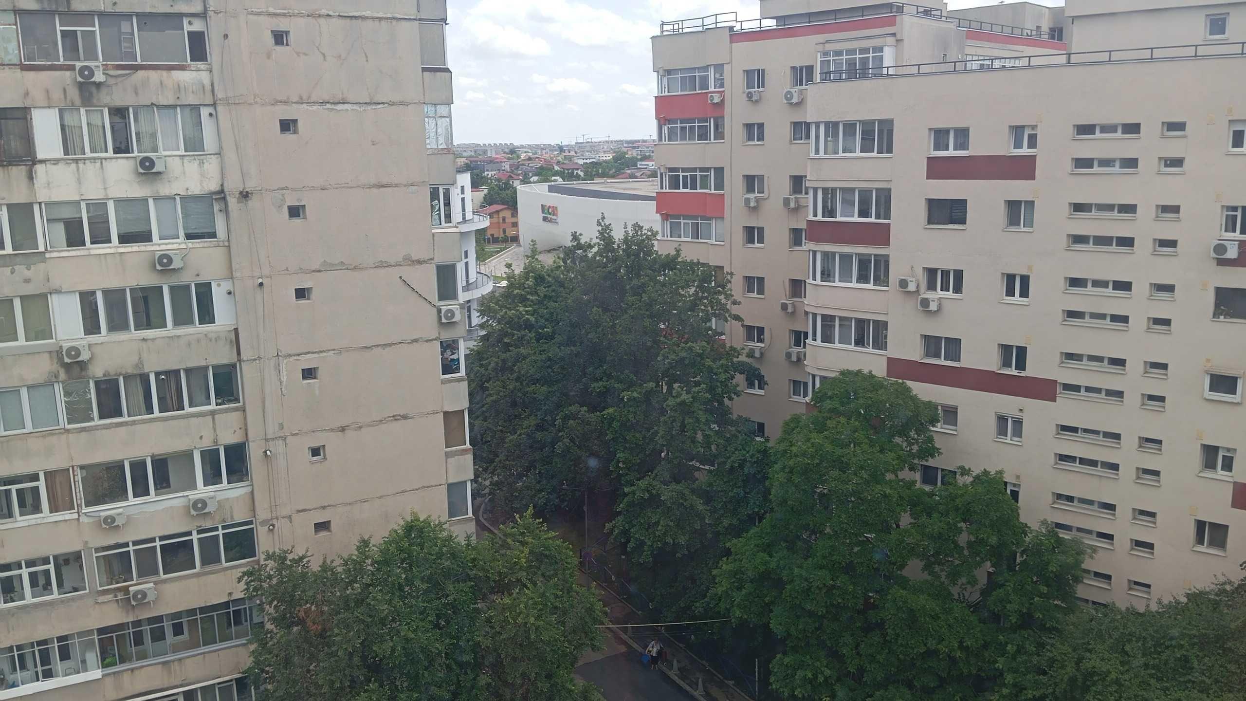 Vând apartament 3 camere