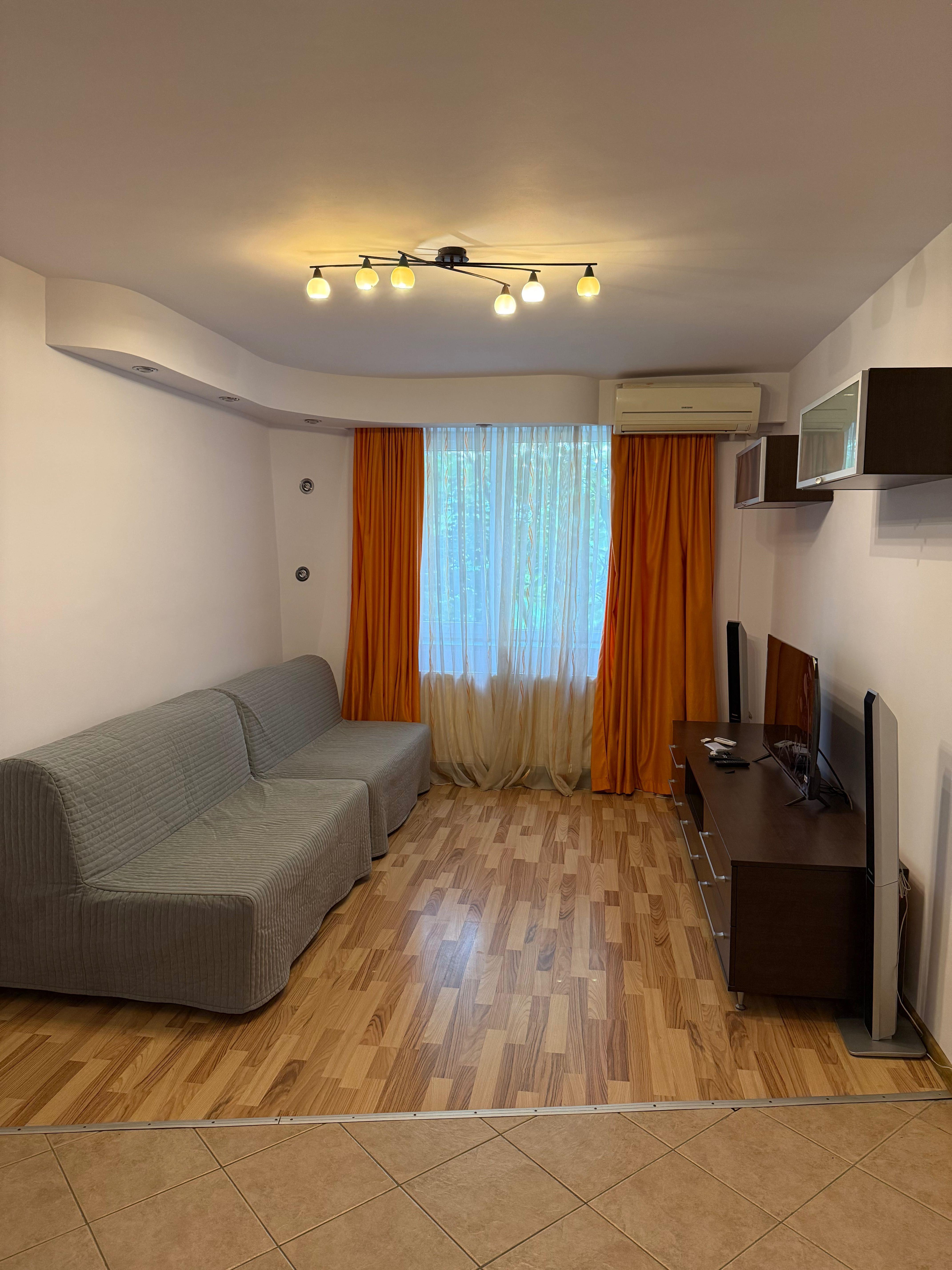 Apartament de închiriat 3 camere - Militari