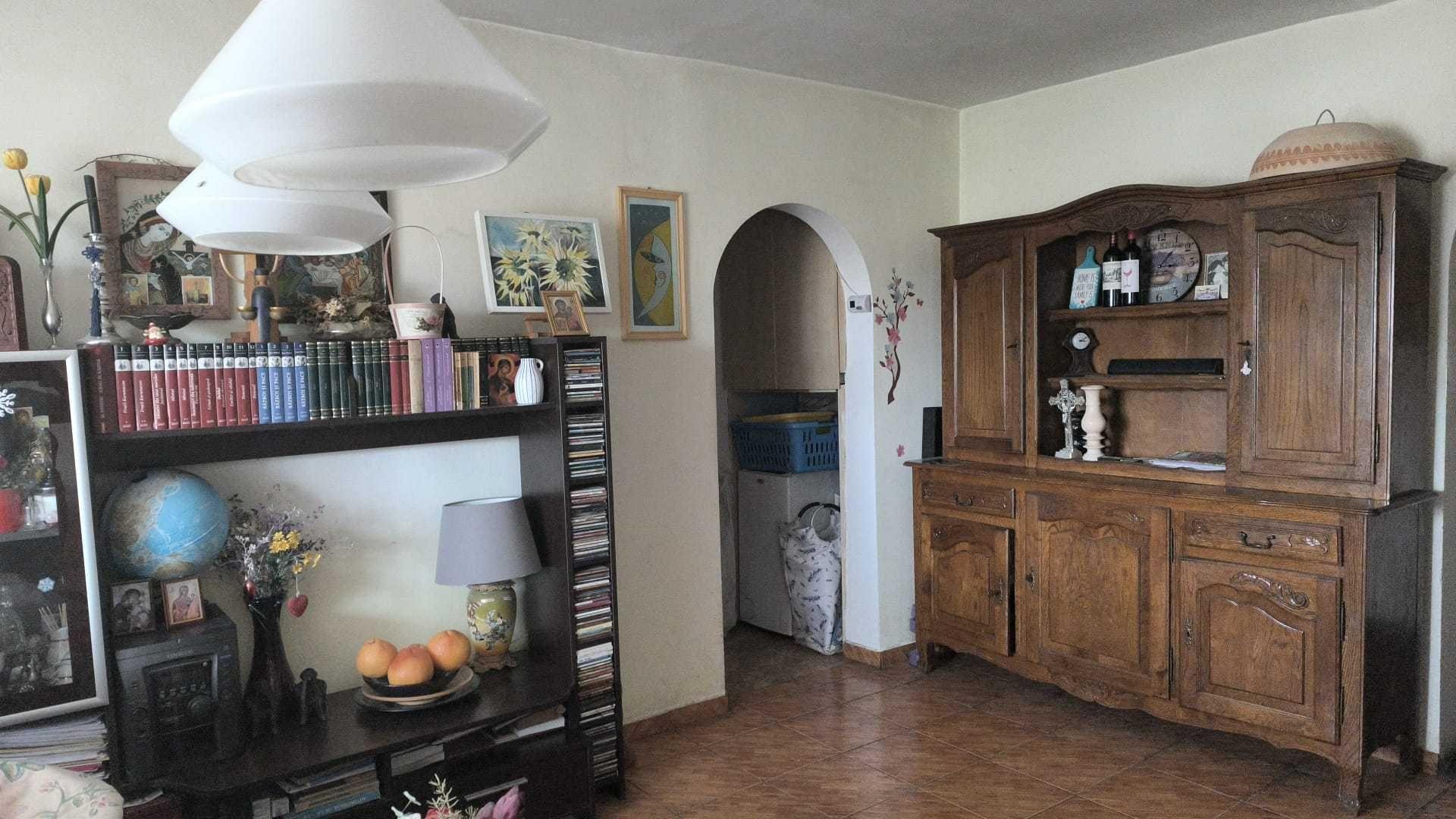 Apartament  Otopeni 4 camere - imagine 1