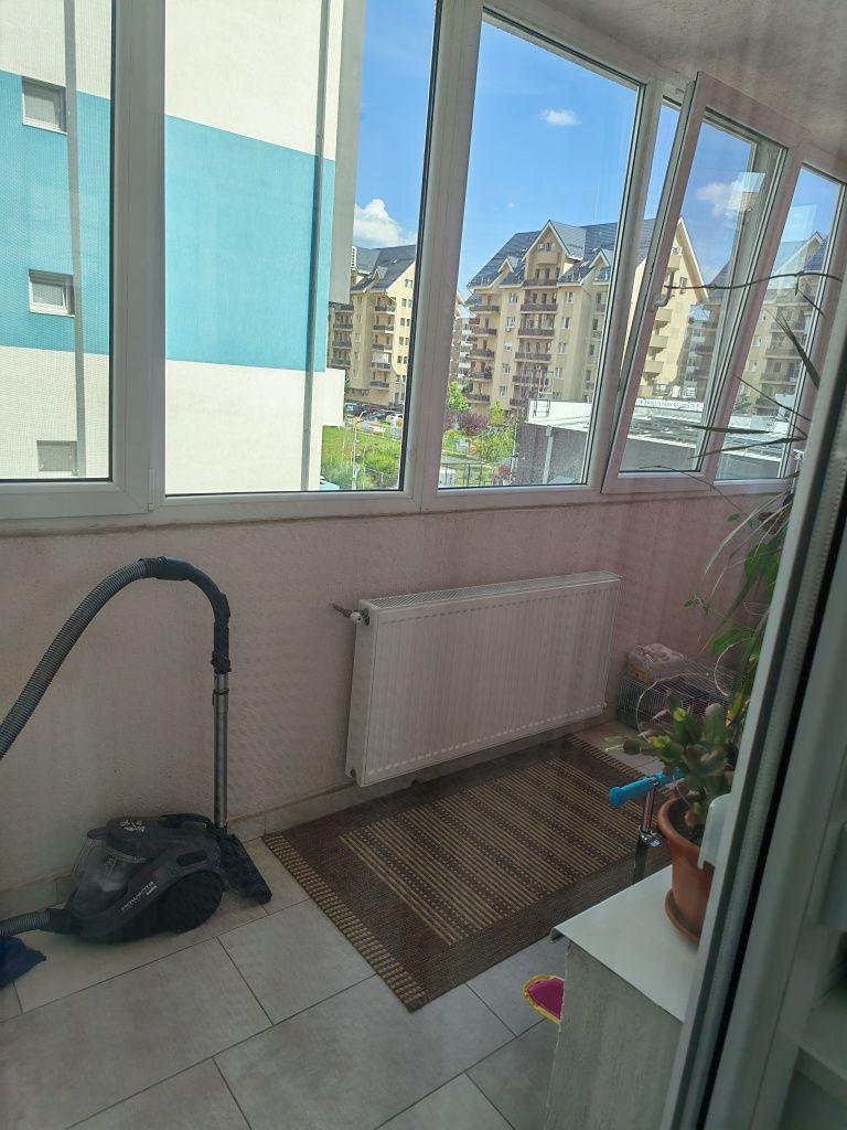 Vând apartament cu 3 camere - imagine 1