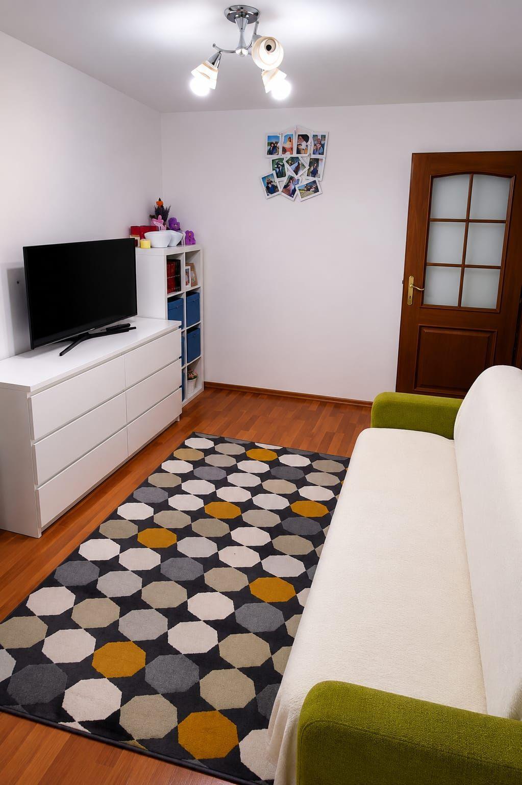 Apartament 3 camere, Etaj 1 - imagine 1