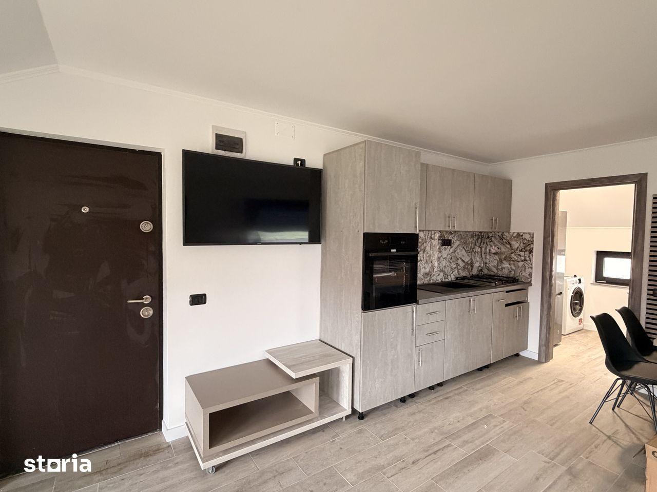 Închiriez apartament 3 camere Now situat în Bloc Now - imagine 1