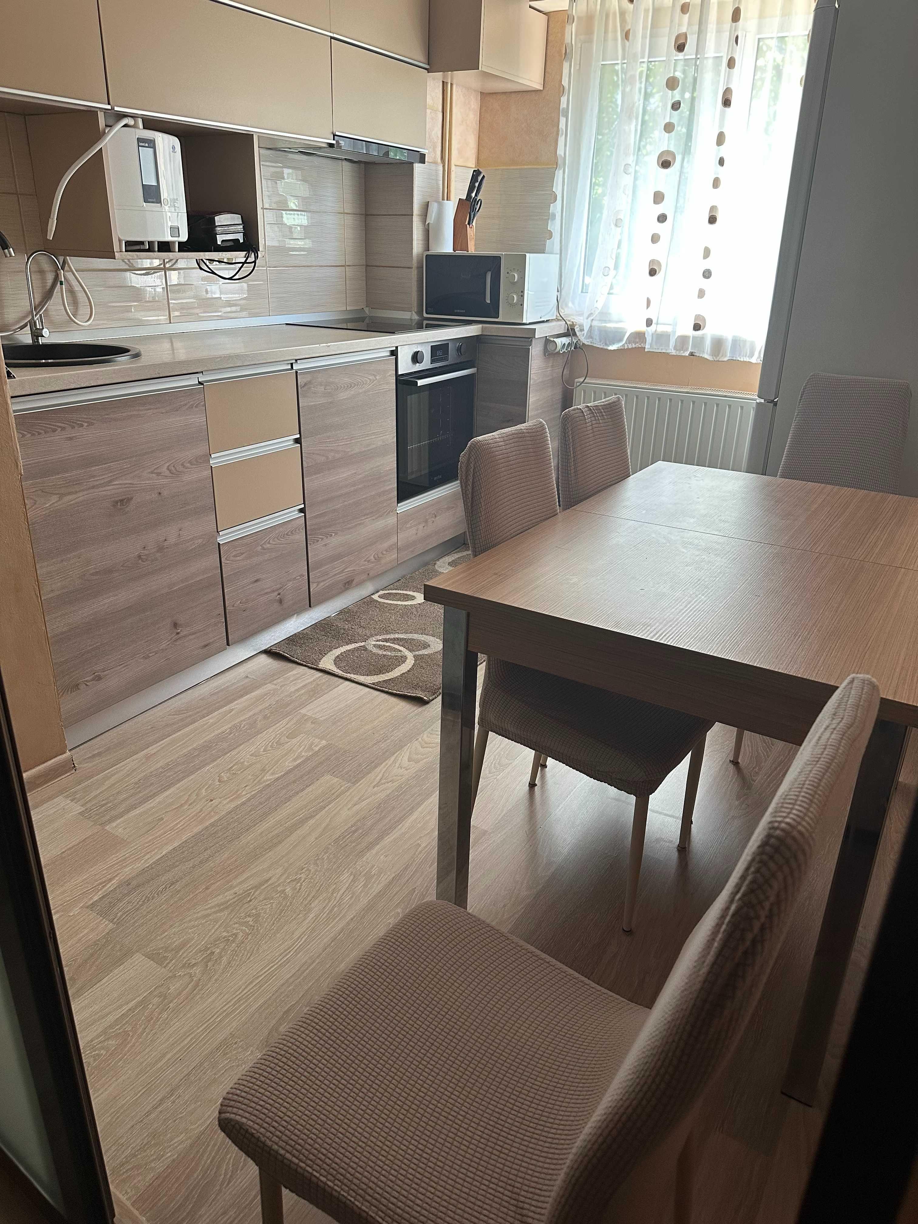 Apartament 3 camere - imagine 1