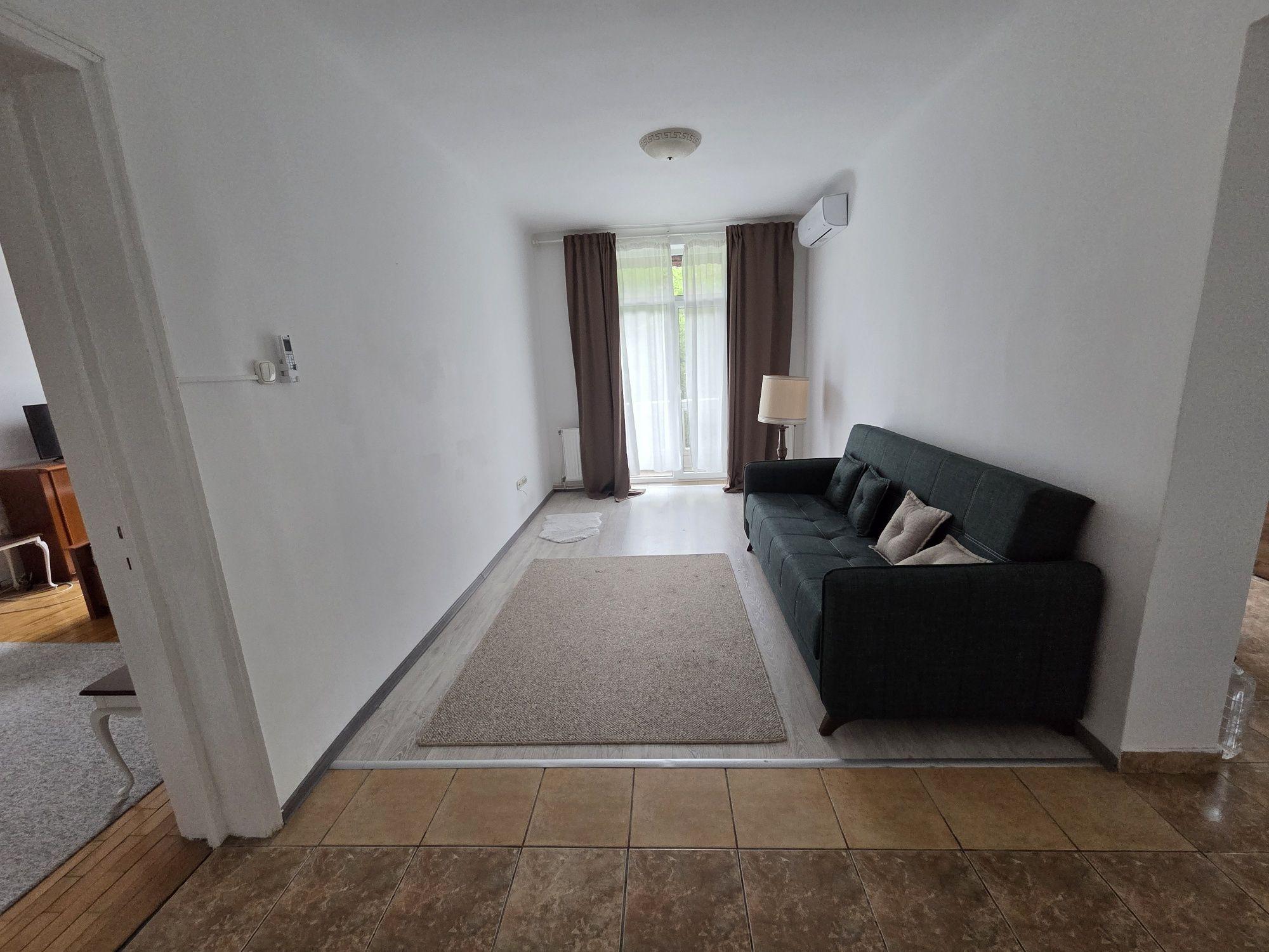 Chirie Apartament 2 camere zona Iorga