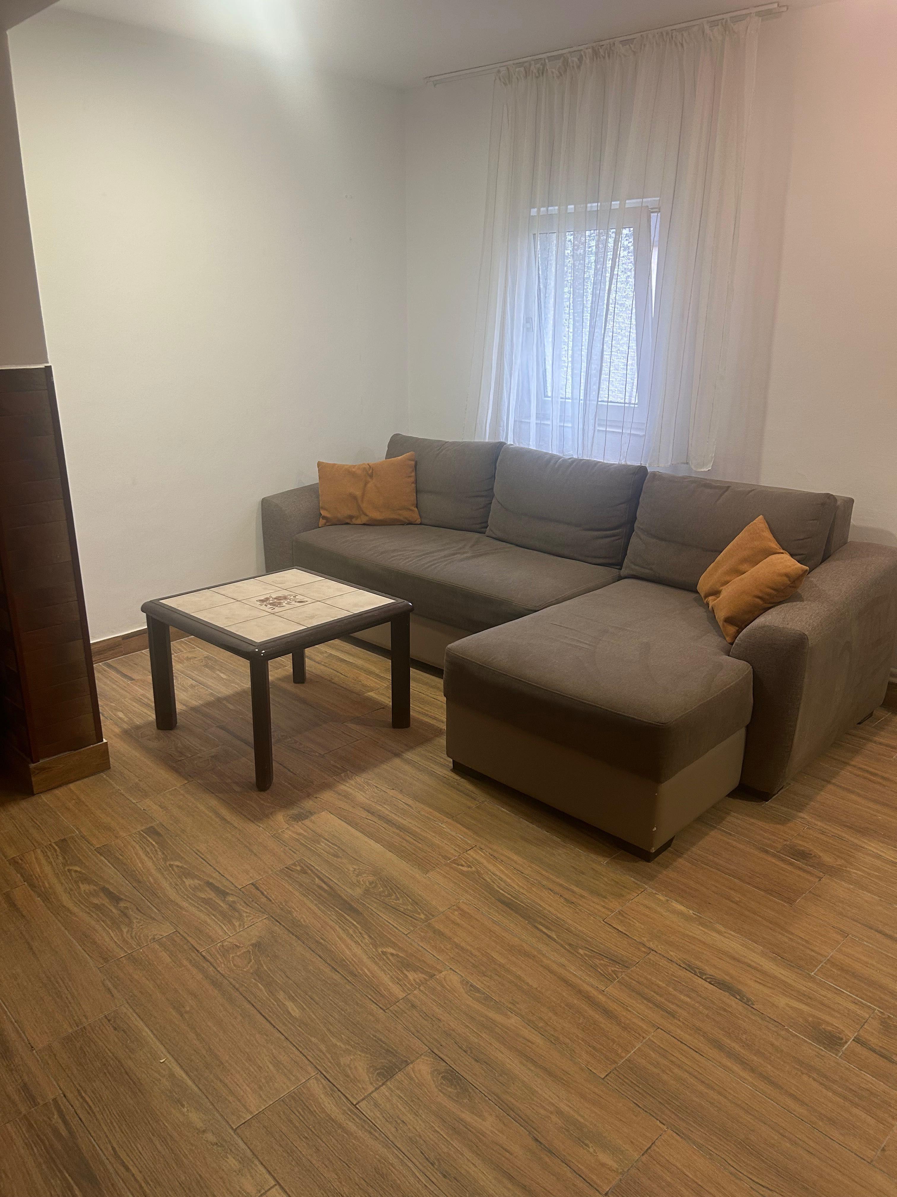 Inchiriere apartament
