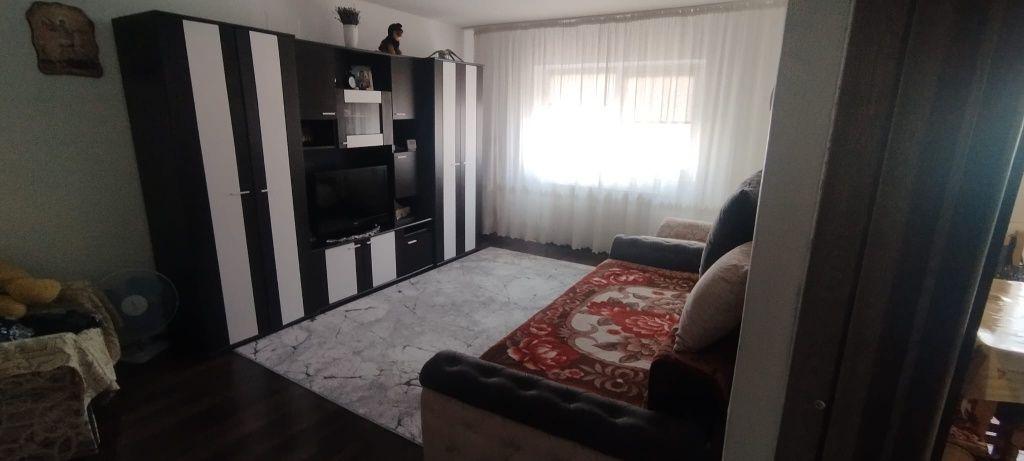 Apartament 2 camere,zona cug