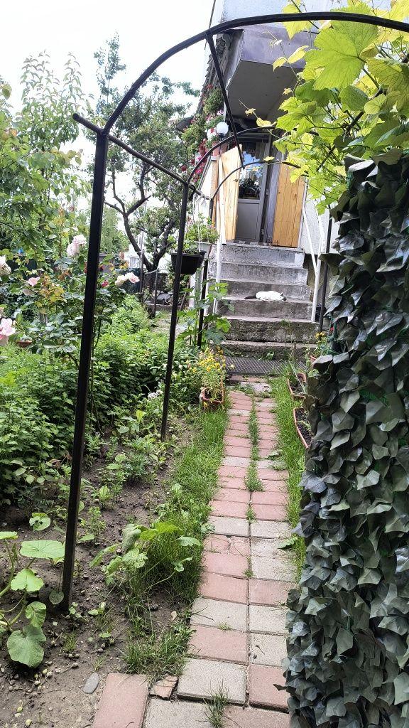 Vând apartament cu 3 camere - imagine 1
