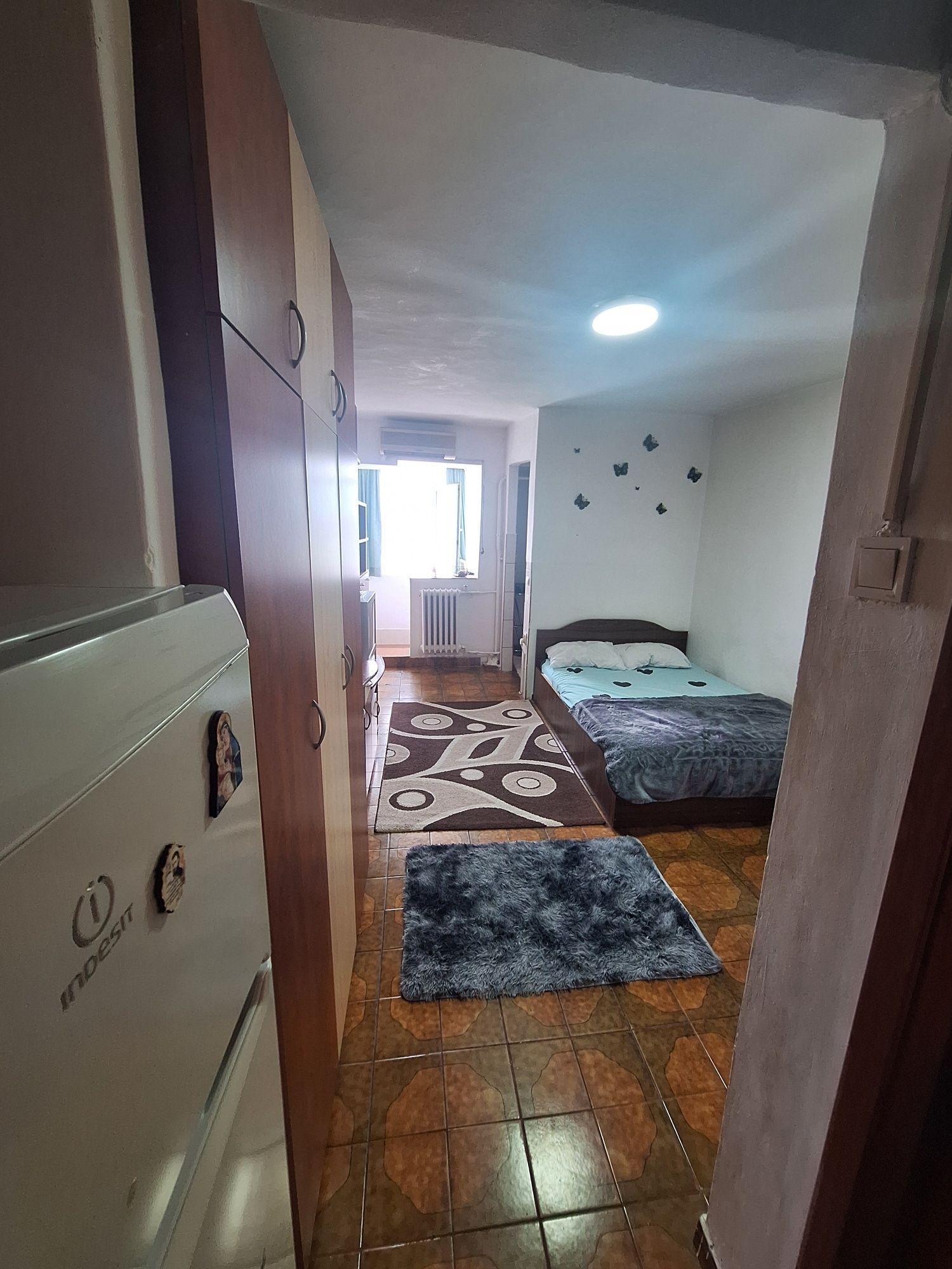 Închiriez Garsoniera, Nicolina/ Gara Internațională