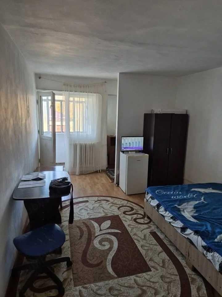 Garsoniera de inchiriat
