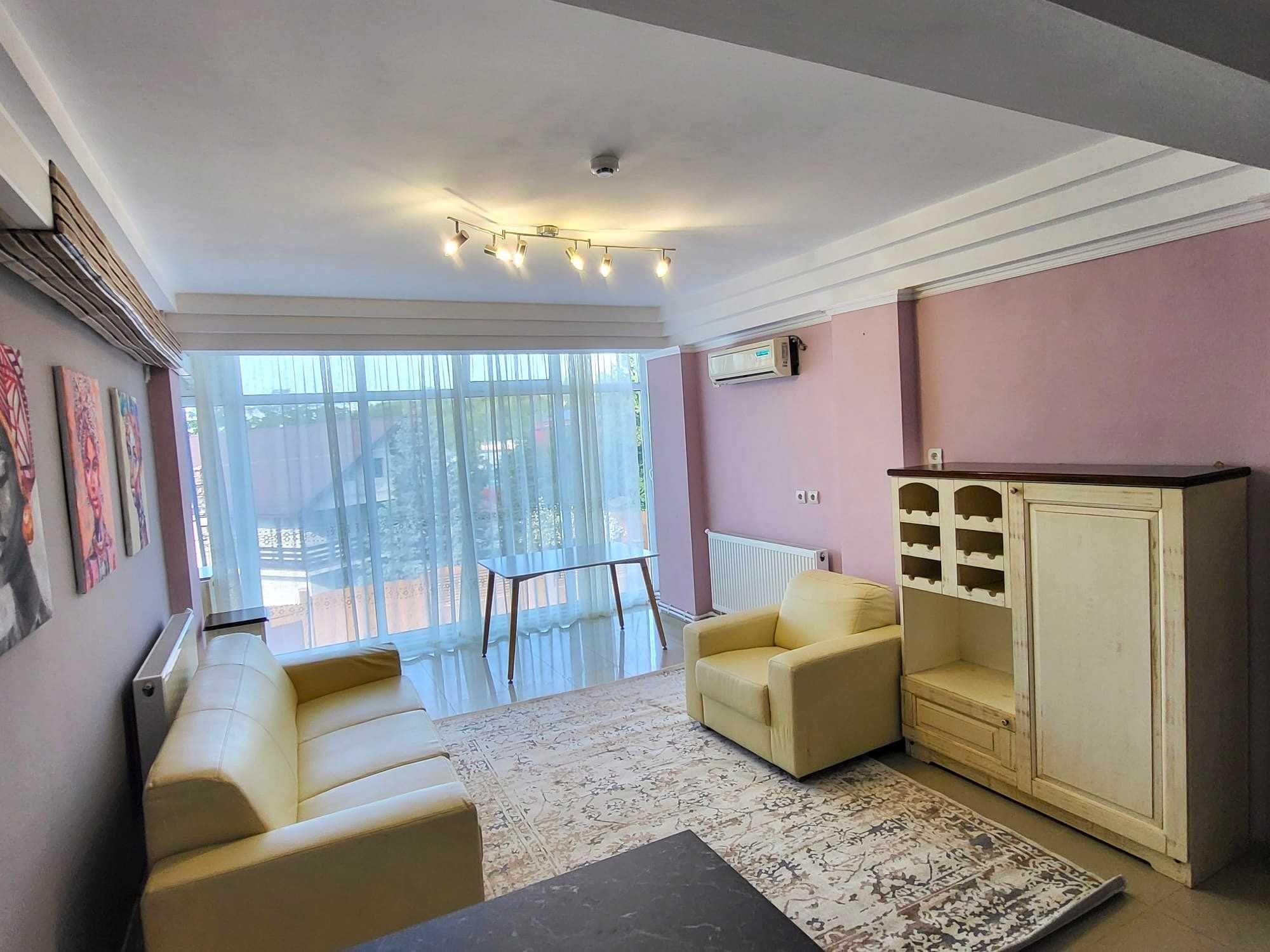 Apartament 2 cam living+bucatarie open space, 1 balcon, 1 baie, dressing, loc parcare, OMW Bucium 68mp