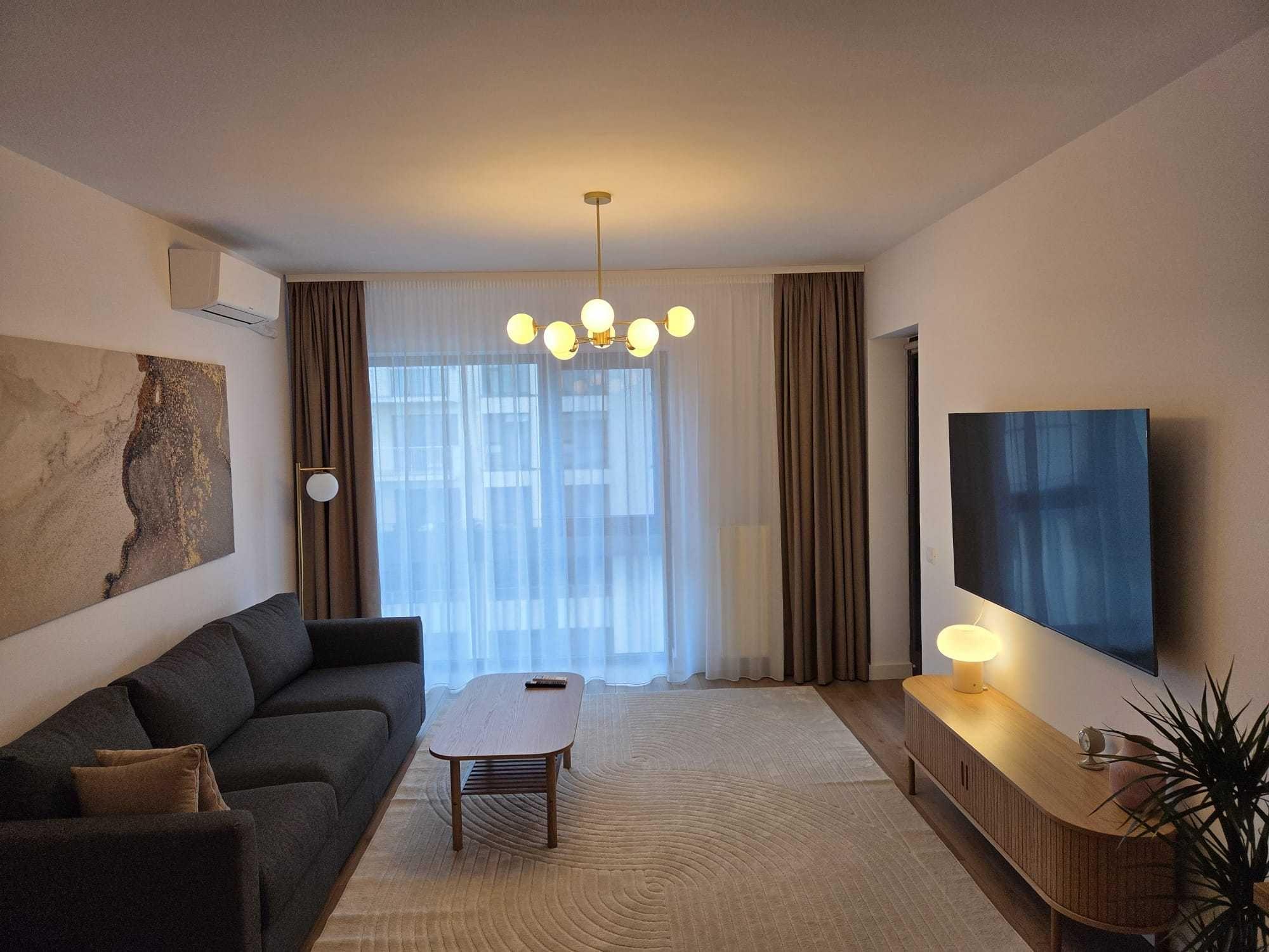Inchiriez studio dublu - Silk District Iasi
