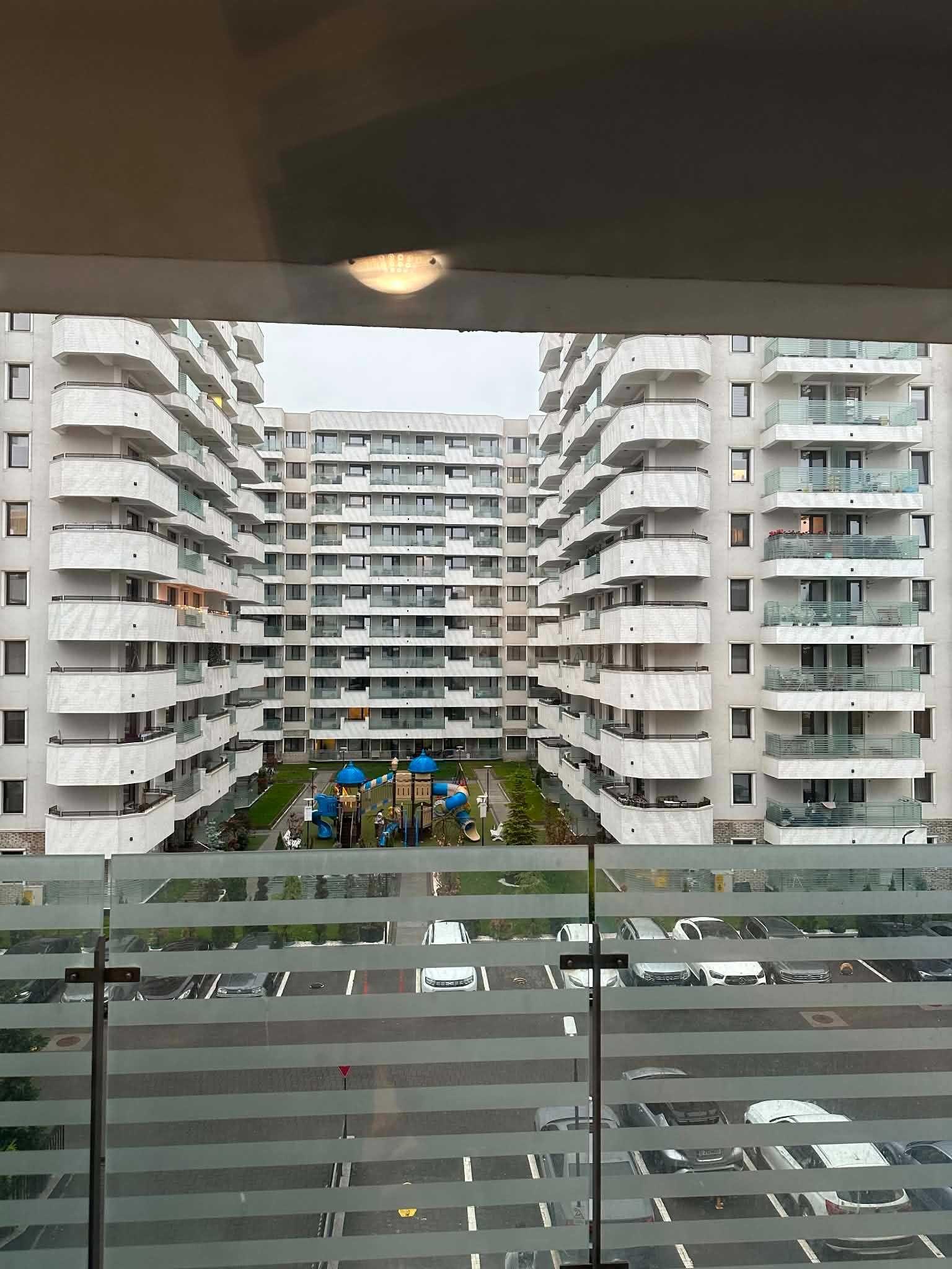 Apartament de închiriat complexul Royal Town