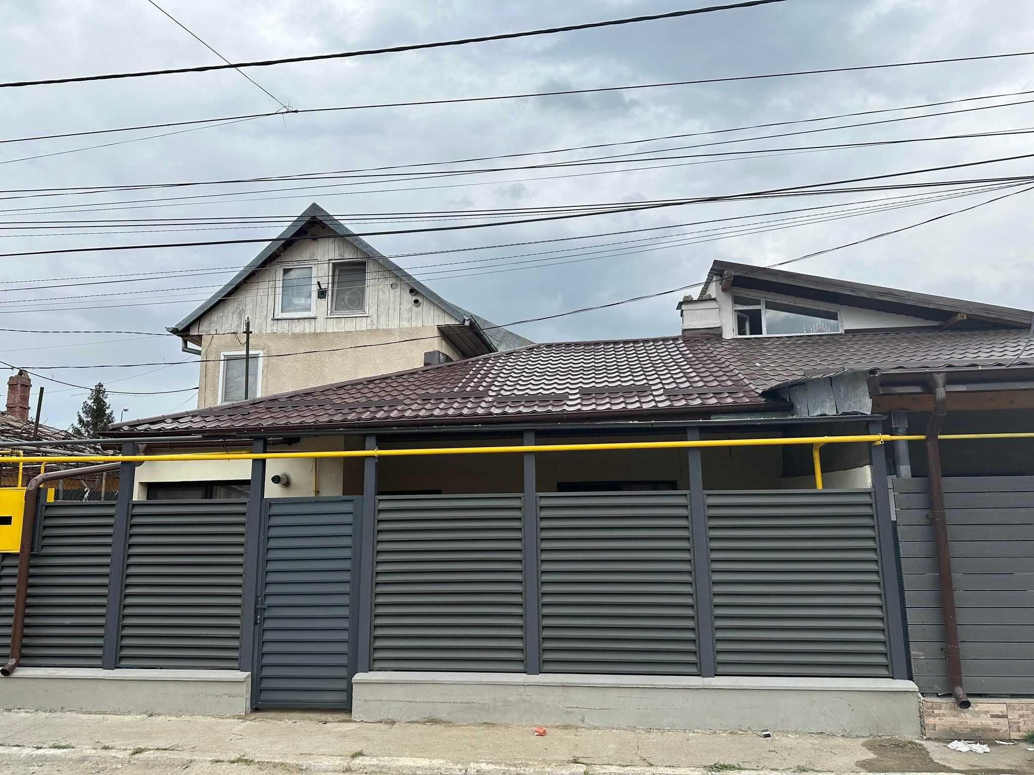 De vânzare – Casă pe un singur nivel, complet renovată, cu poziție excelentă! - imagine 1