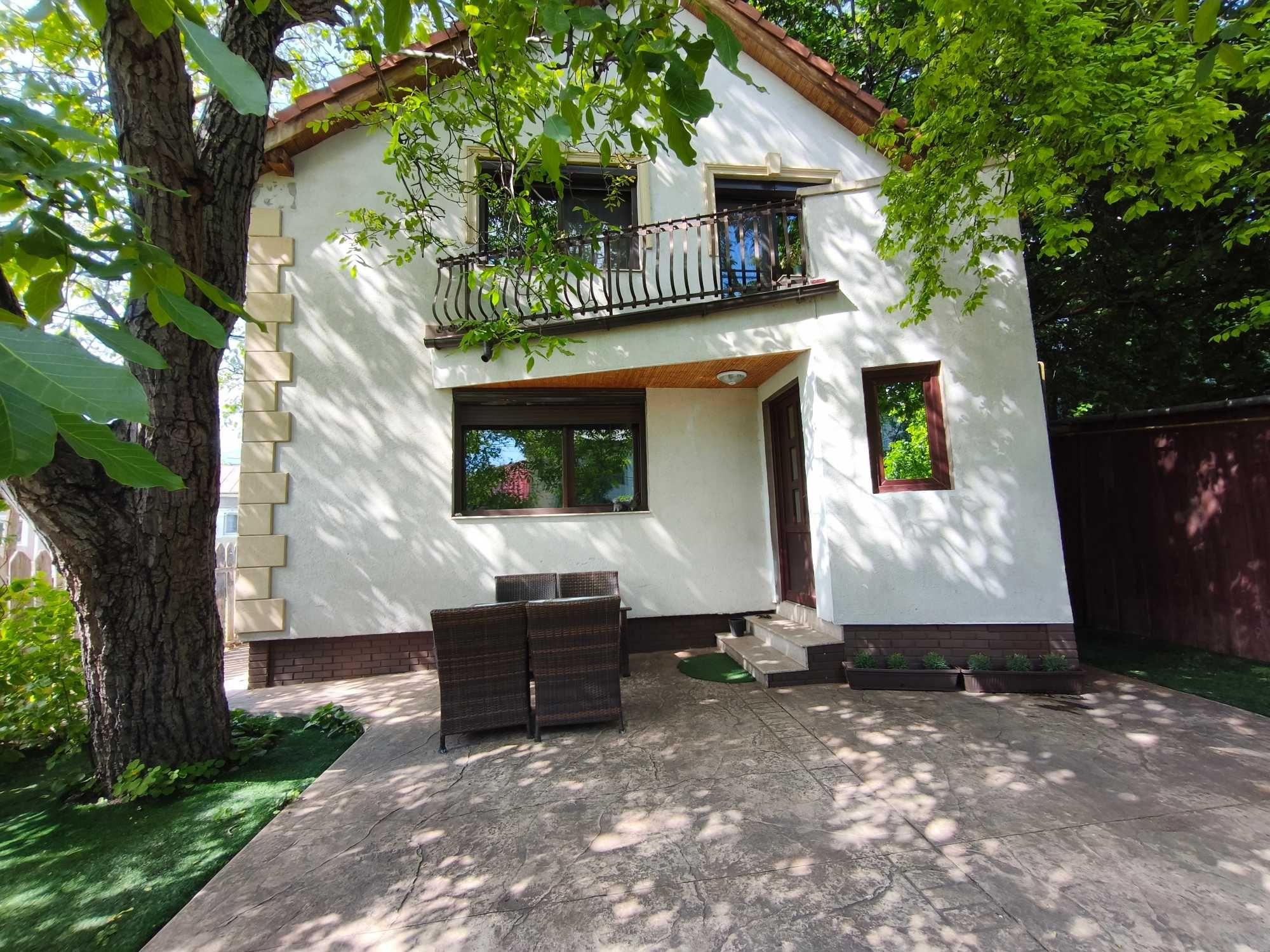 Casa cu 4 camere de vânzare în Copou – zona IRO /Liceul „Mihai Eminescu” - imagine 1