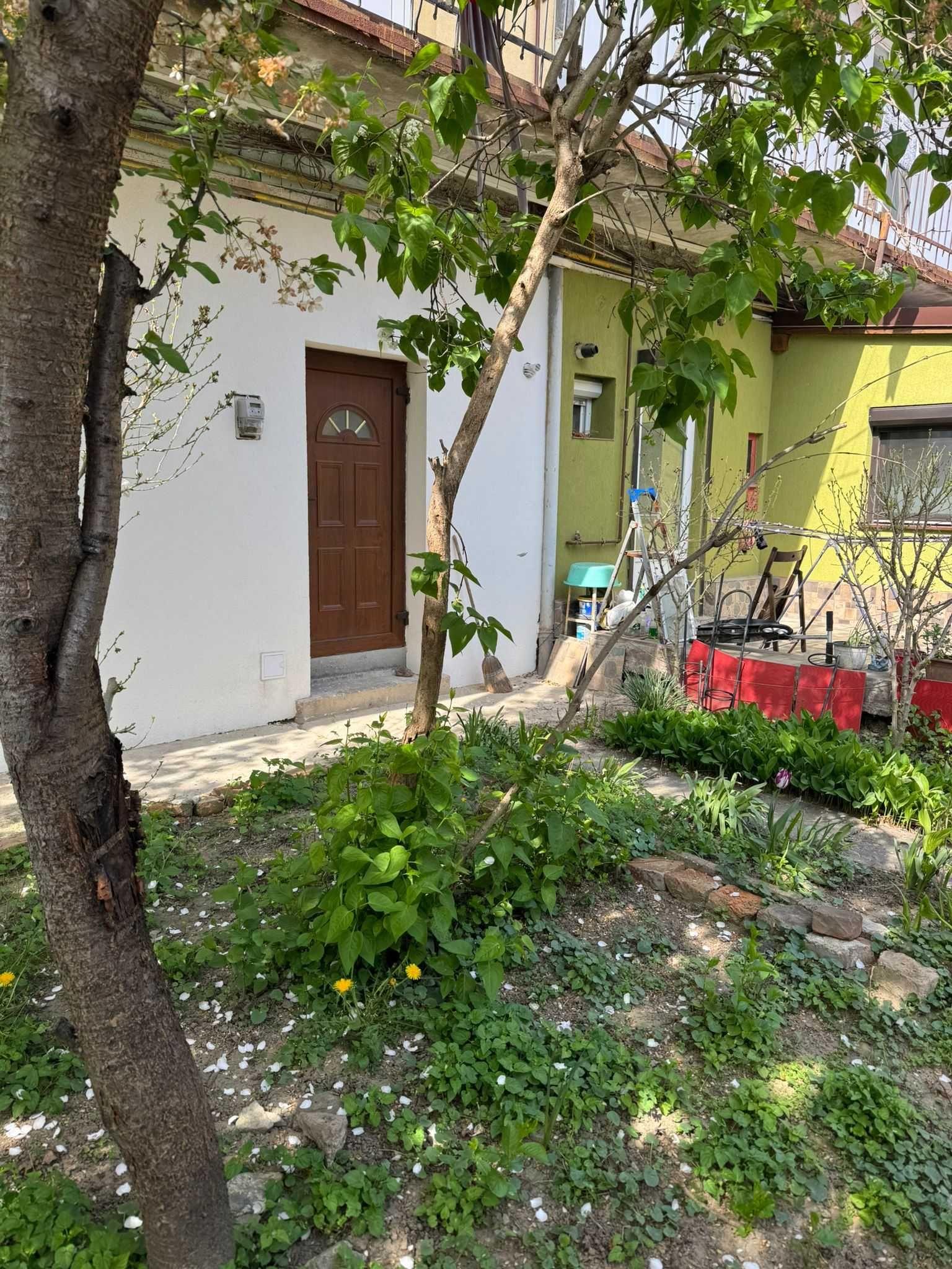 Vand apartament cu o camera la curte comuna in Elisabetin - imagine 1