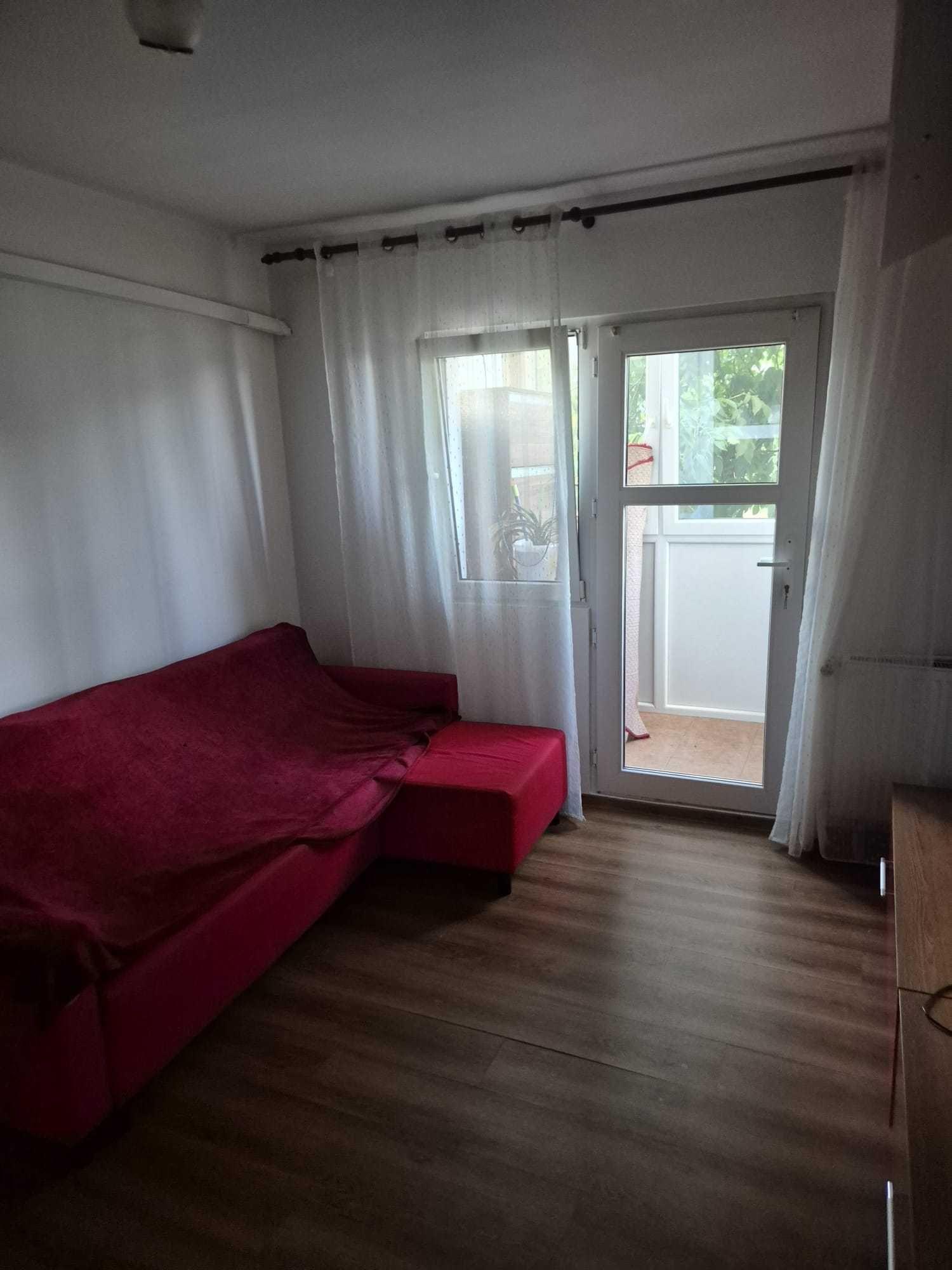 Inchiriez apartament 2 camere