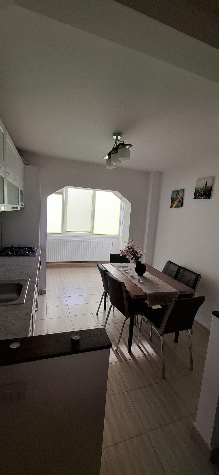 Închiriez apartament 2 camere zonă Alfa