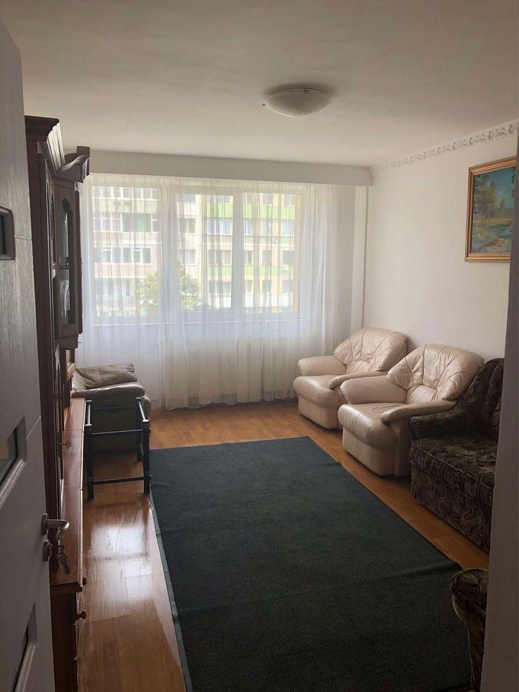 Apartament 3 camere Cornisa Bistritei