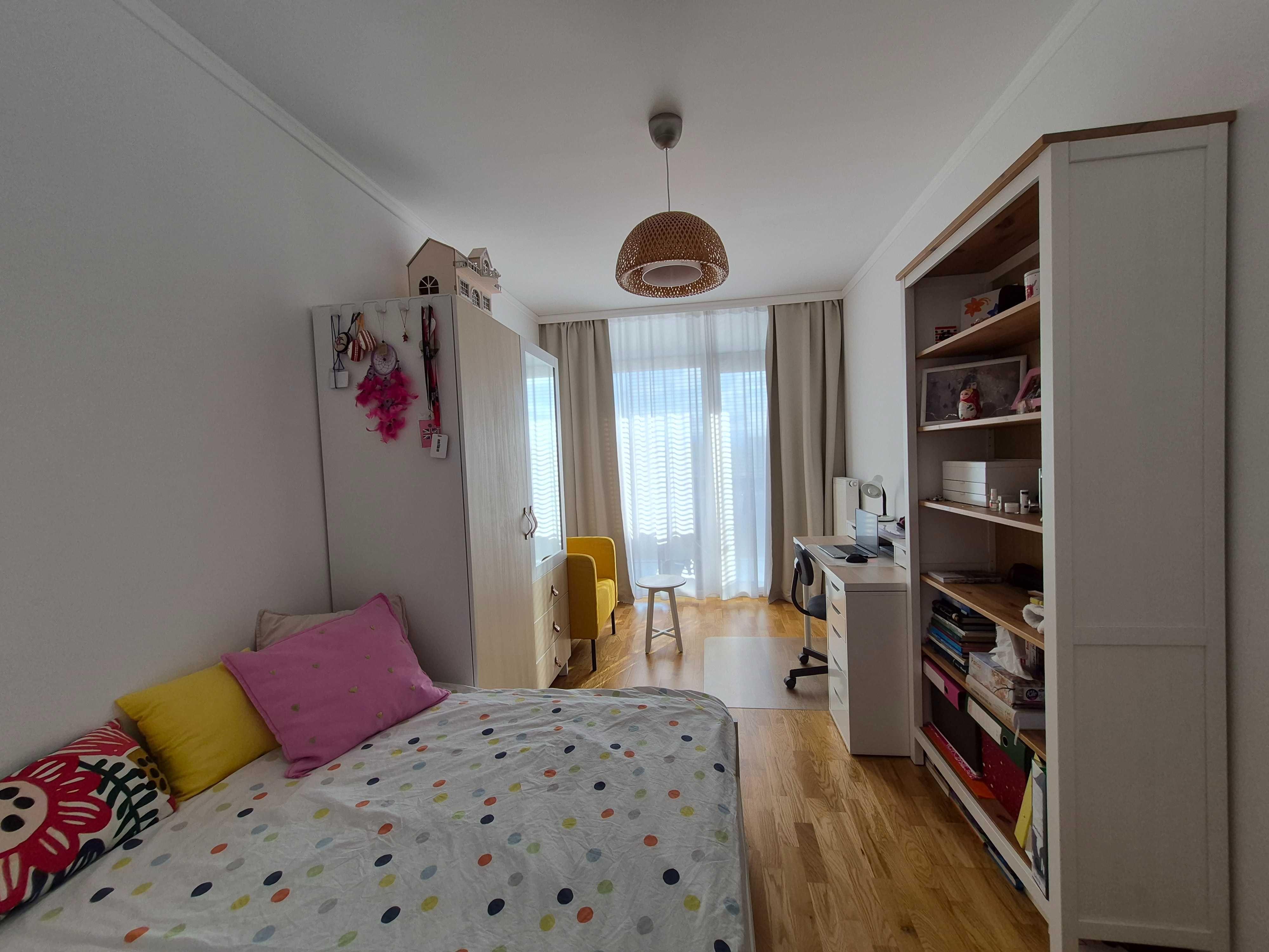 Apartament exclusivist cu 4 camere, zonă centrală - imagine 1
