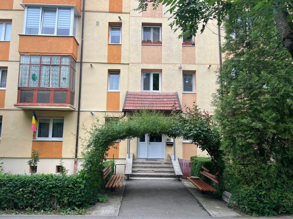 Inchiriez apartament - imagine 1