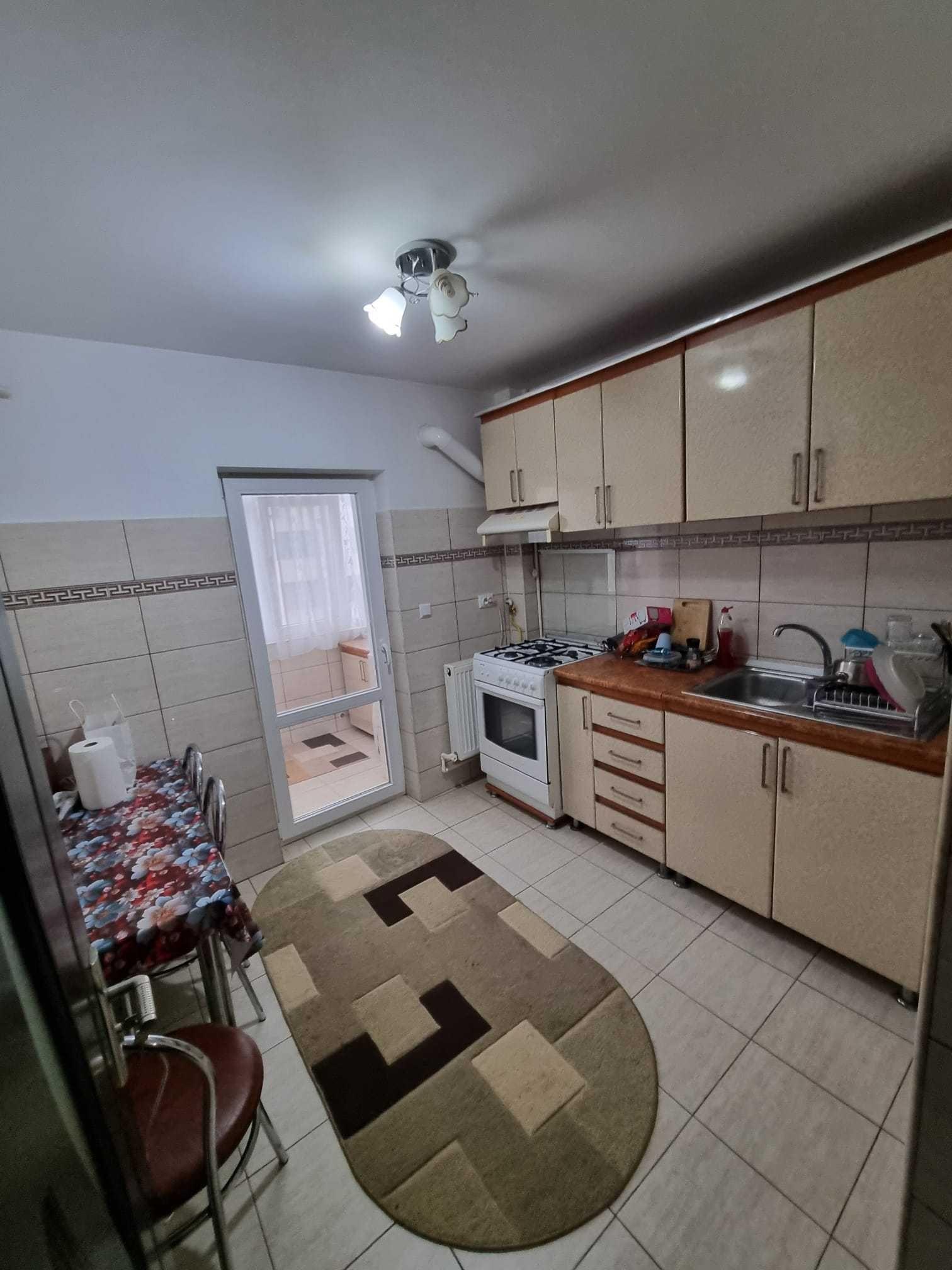 Inchiriez apartament cu 2 camere, Obcini - imagine 1